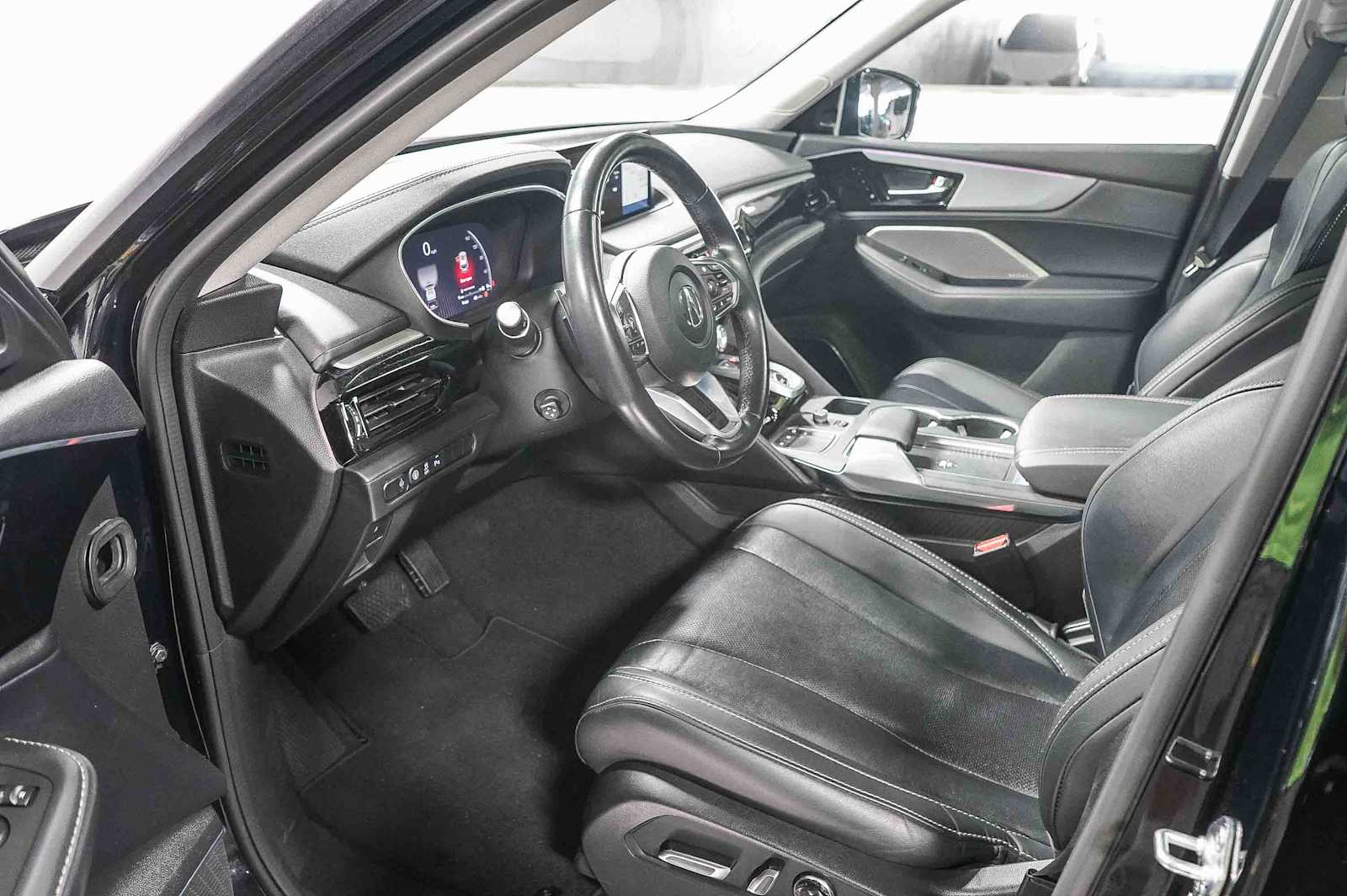 Thumbnail: 2023 Acura MDX - 18