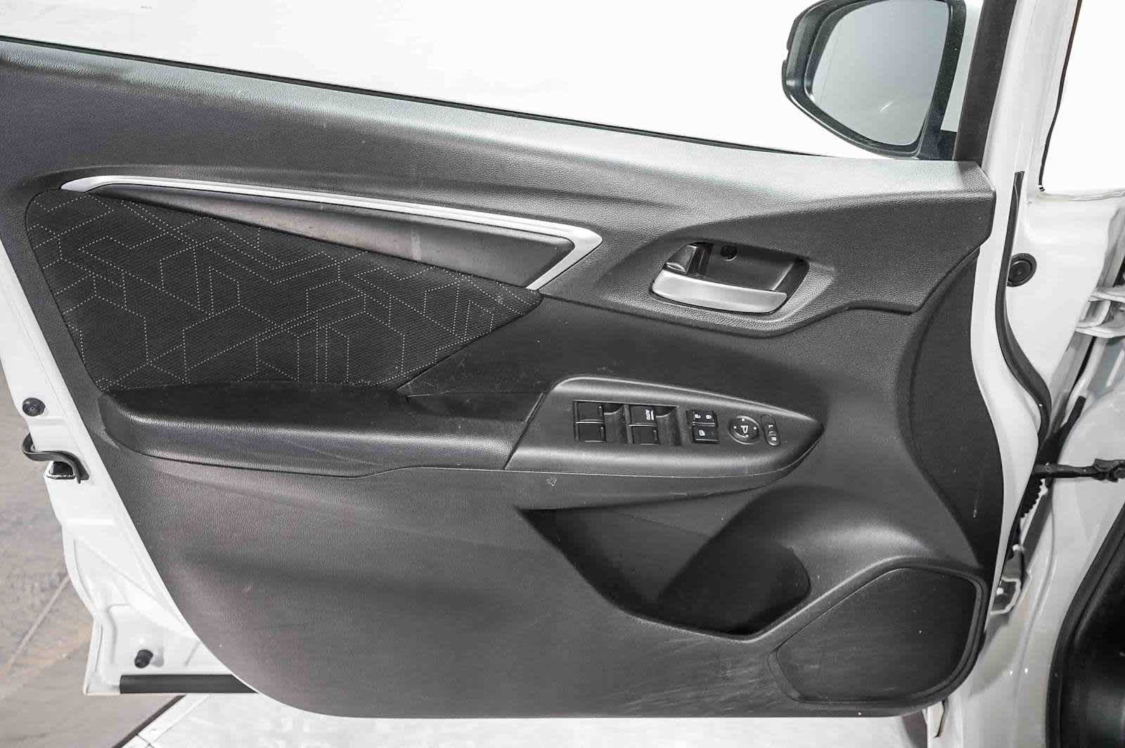 Thumbnail: 2016 Honda Fit - 25