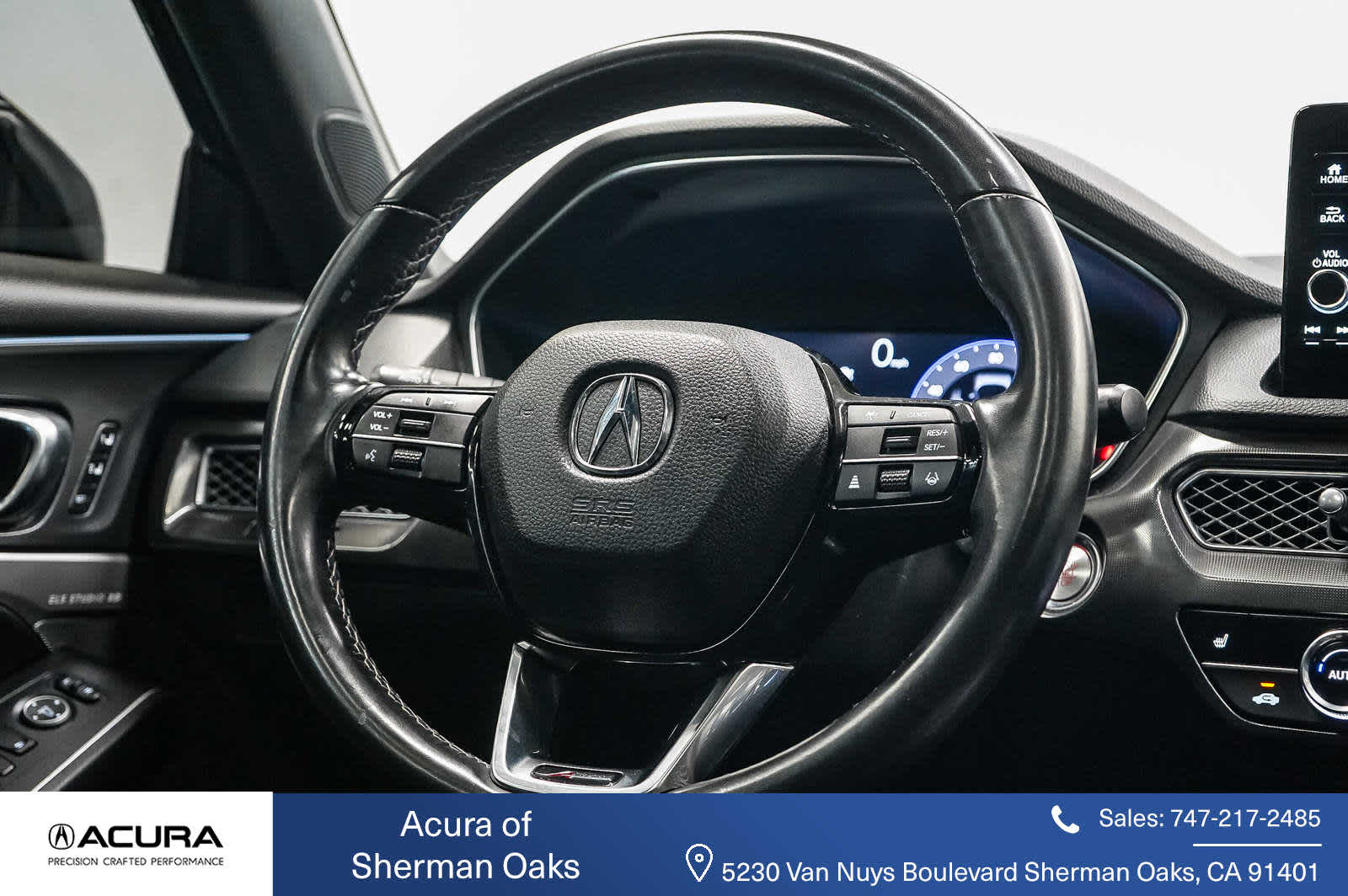 Thumbnail: 2023 Acura Integra - 17