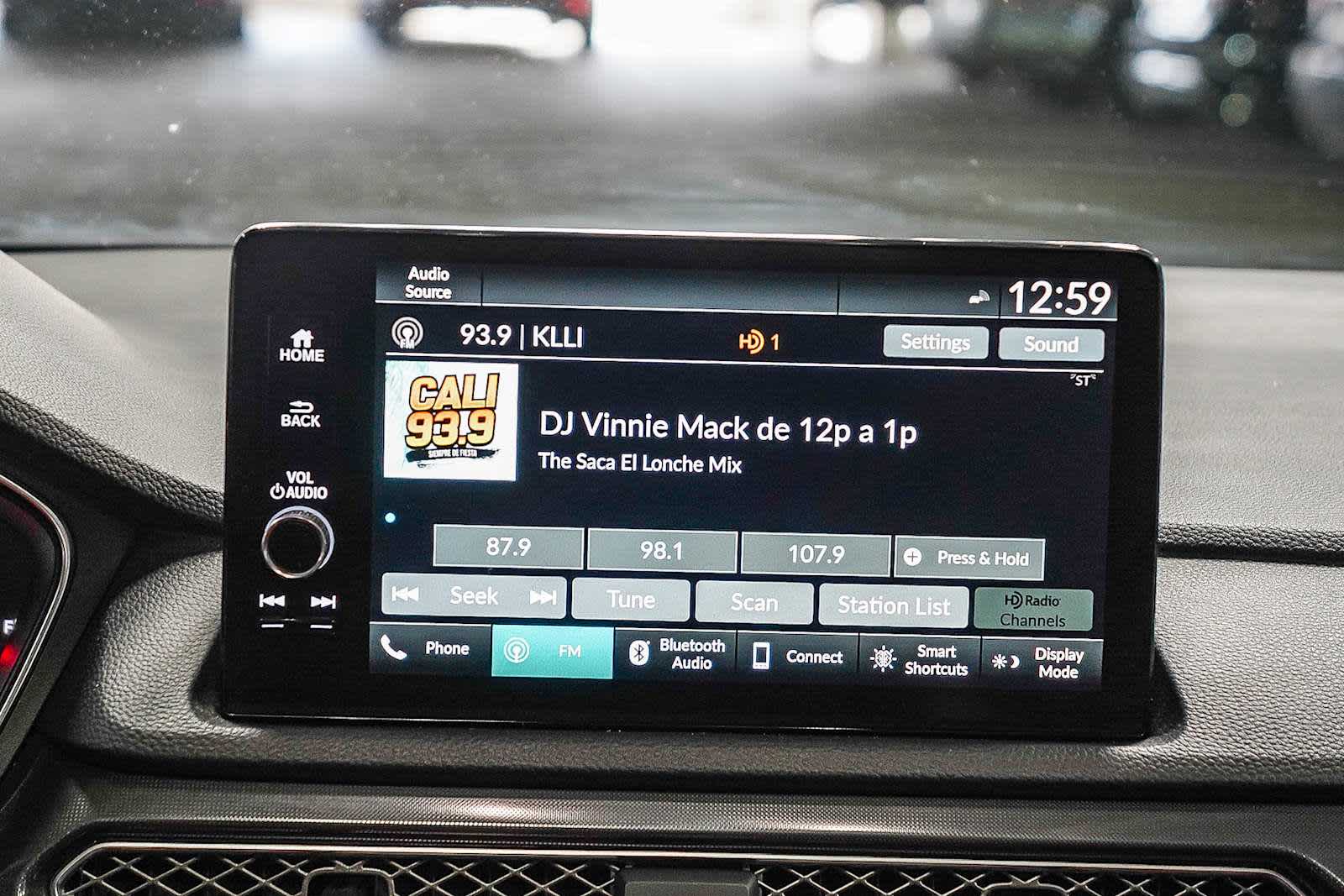 Thumbnail: 2024 Acura Integra - 16