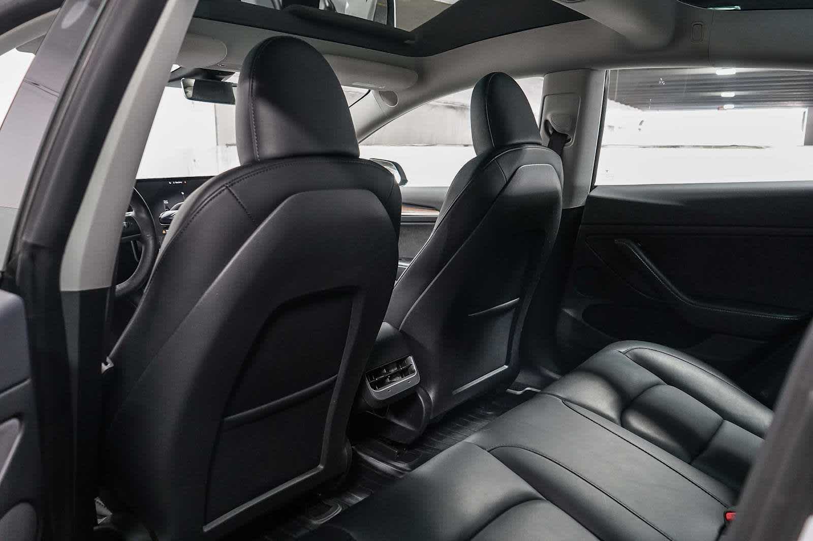 Thumbnail: 2023 Tesla Model 3 - 20