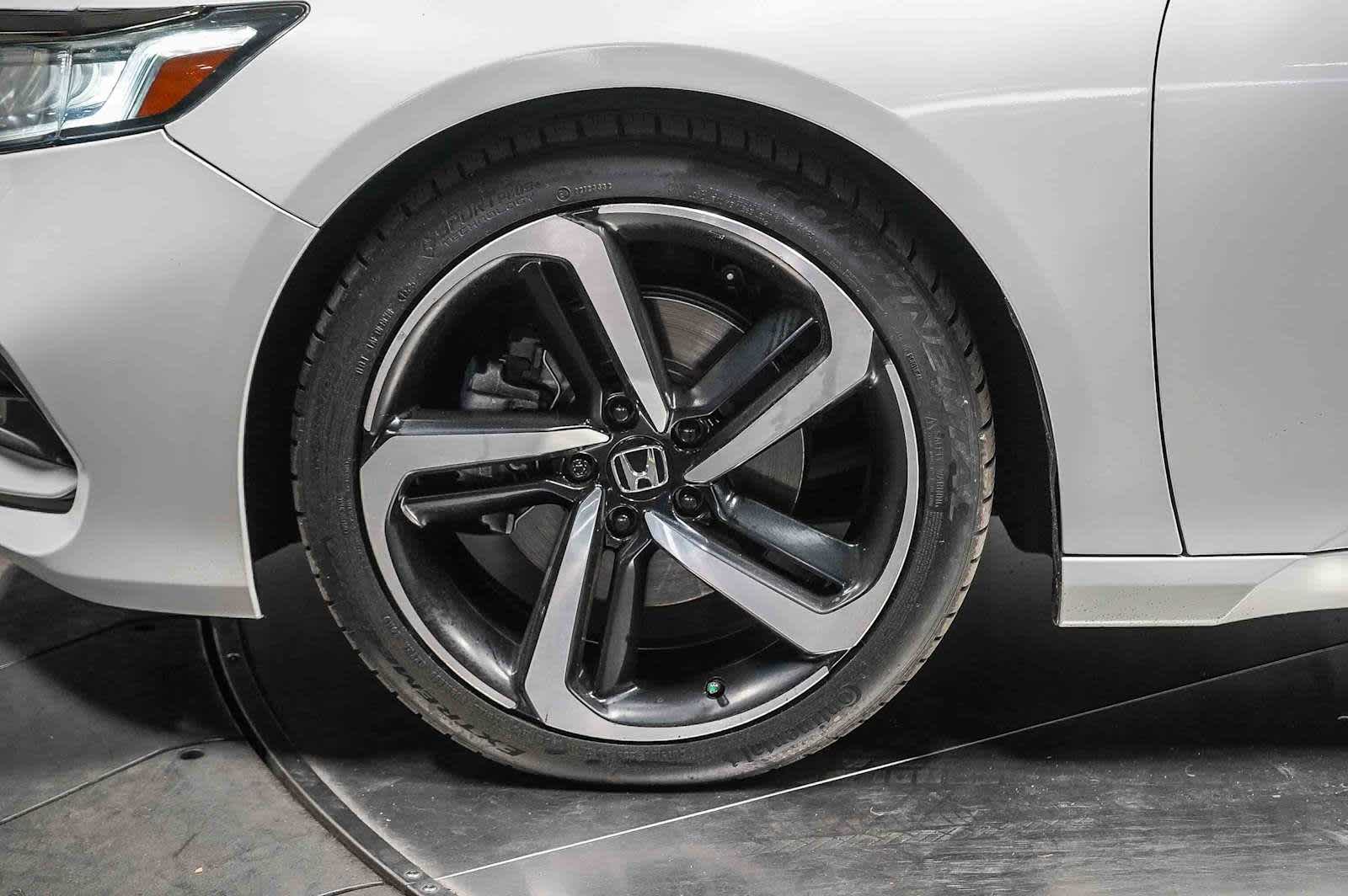 Thumbnail: 2018 Honda Accord - 10