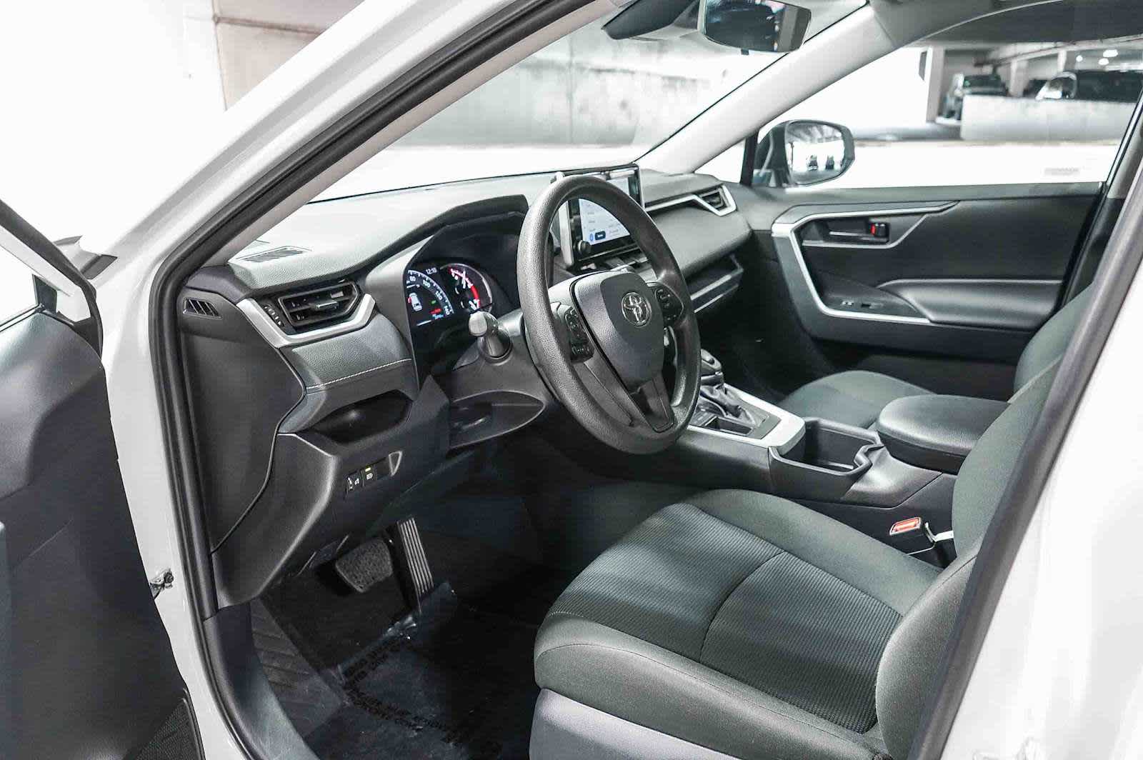 Thumbnail: 2024 Toyota RAV4 - 19