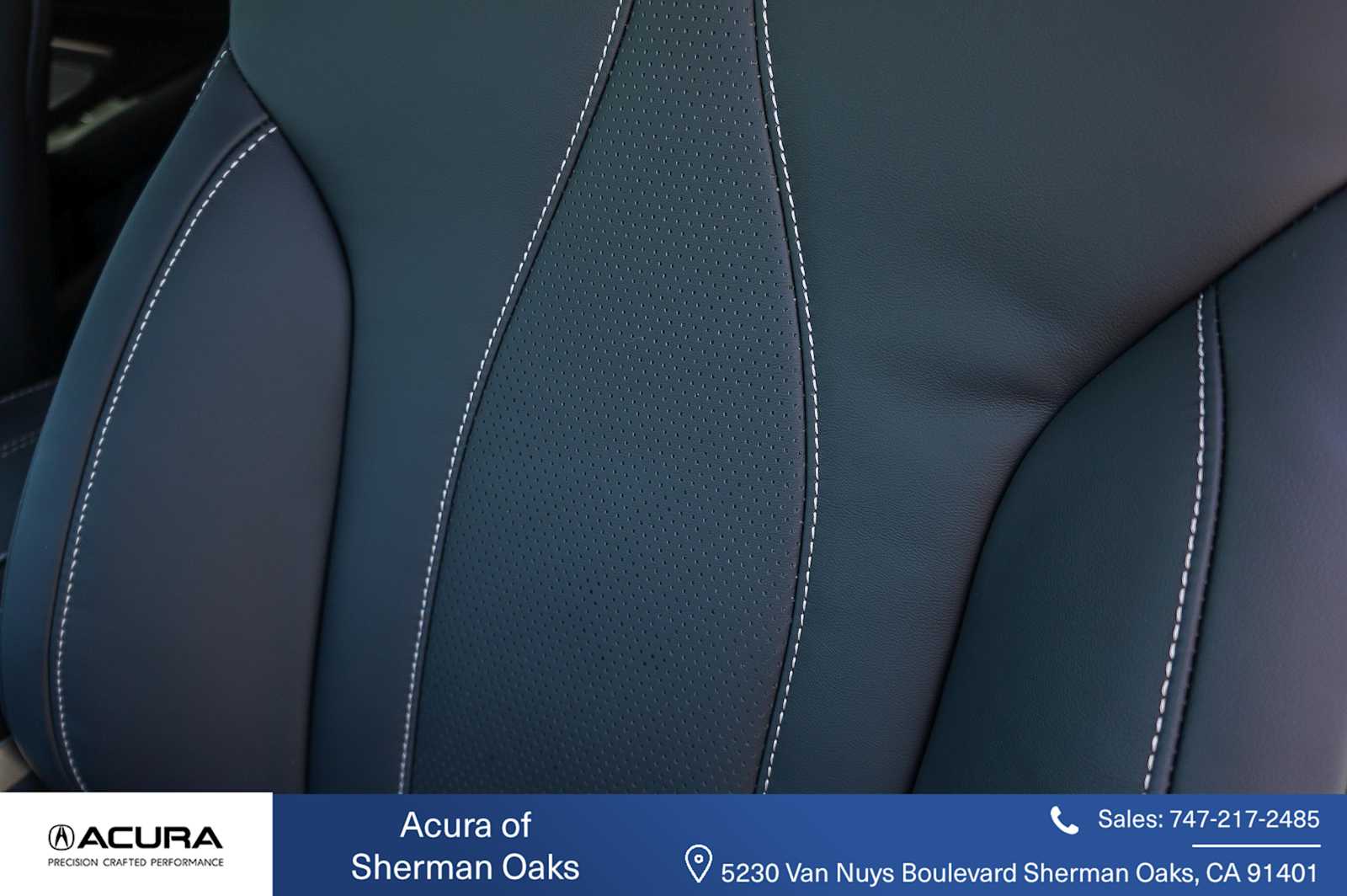 Thumbnail: 2025 Acura RDX - 33