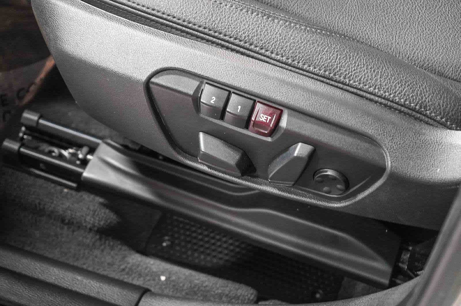 Thumbnail: 2020 BMW X1 - 26