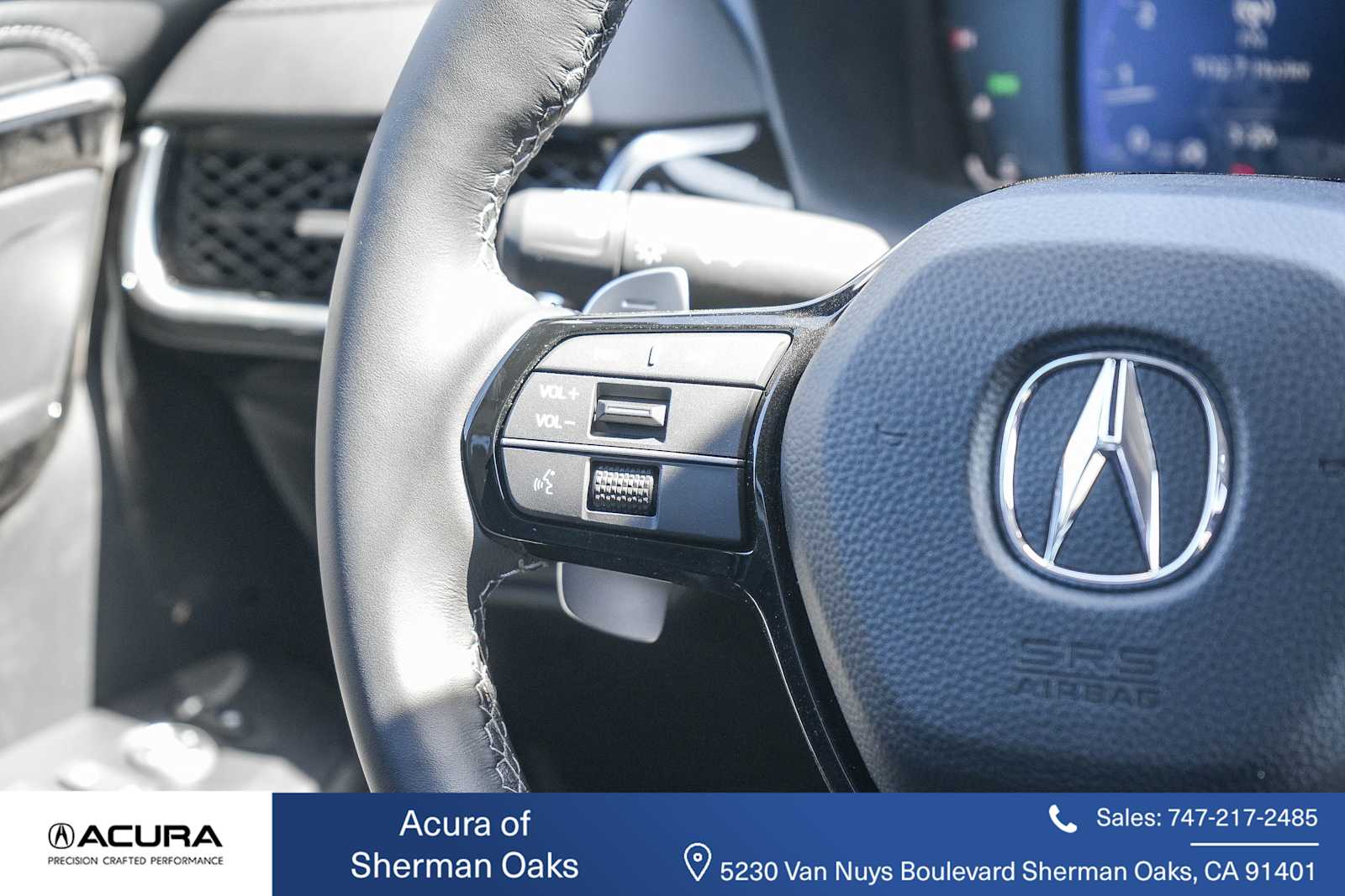 Thumbnail: 2025 Acura ADX - 19