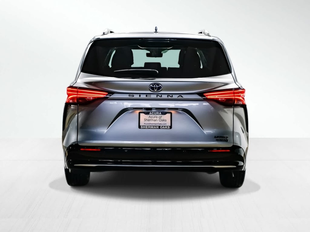 Used 2021 Toyota Sienna Limited 7 Passenger Van