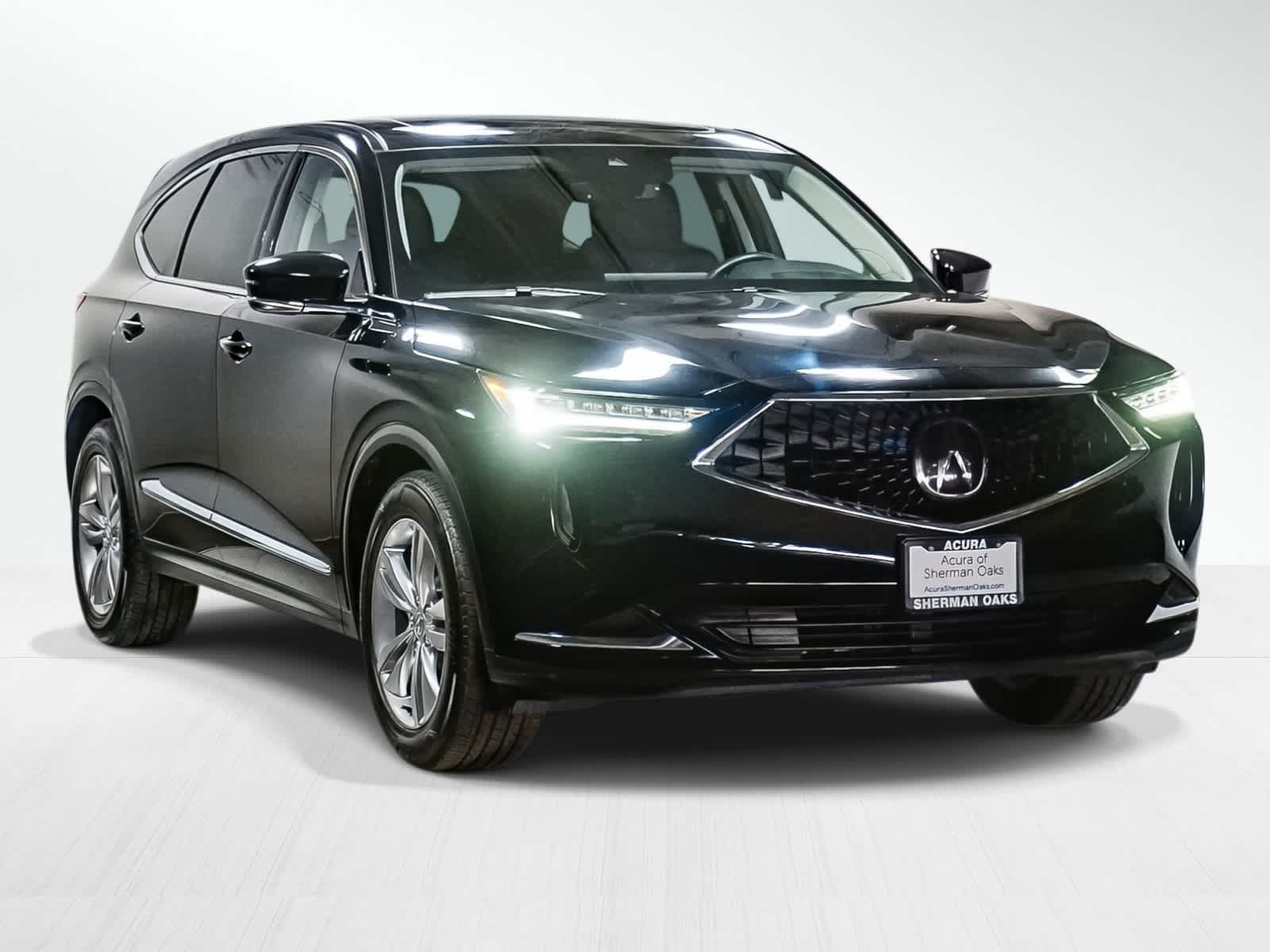 2023 Acura MDX FWD photo 2