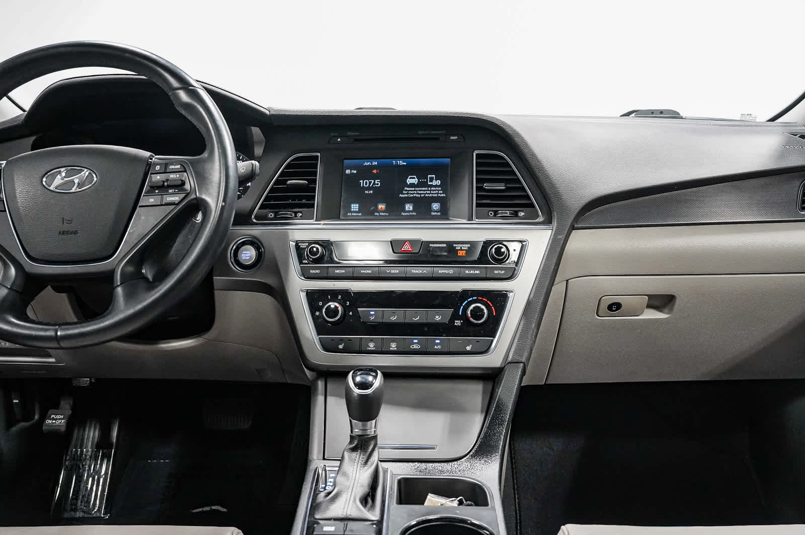 Thumbnail: 2017 Hyundai Sonata - 15