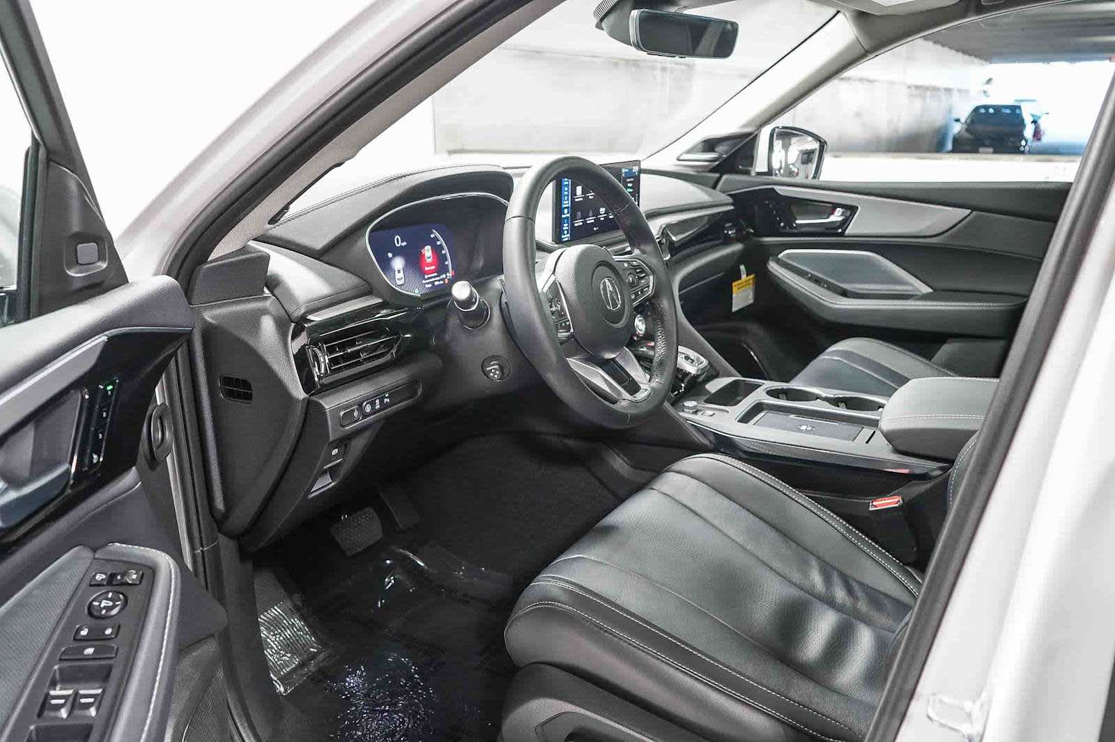 Thumbnail: 2025 Acura MDX - 17