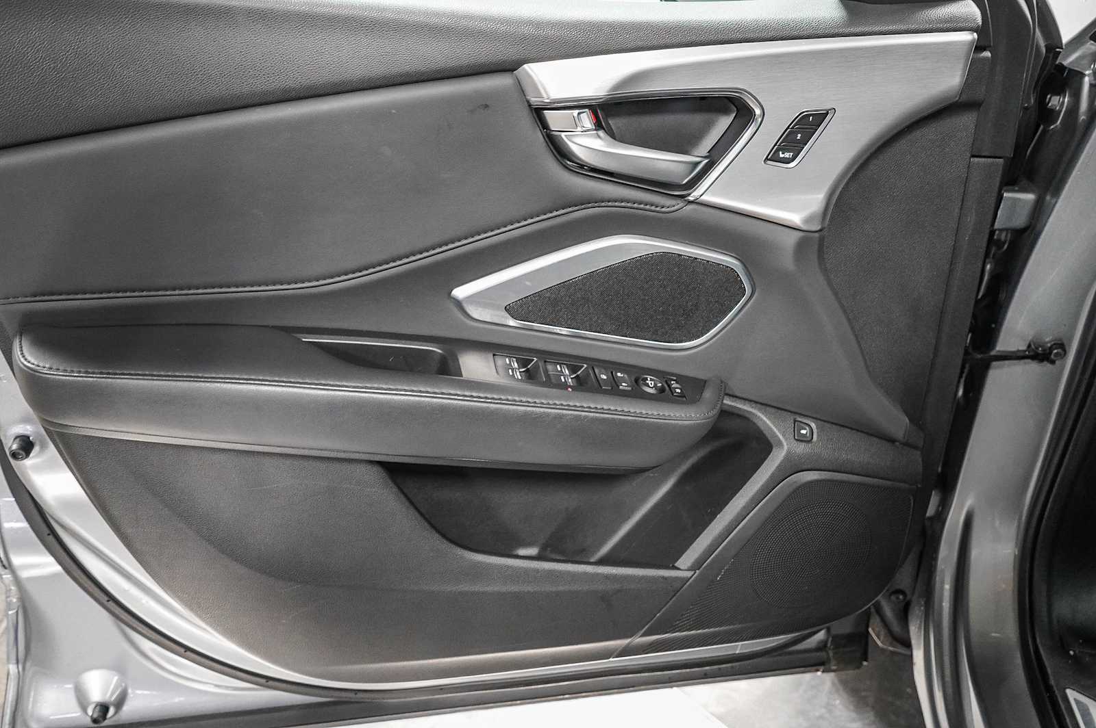 Thumbnail: 2021 Acura RDX - 25