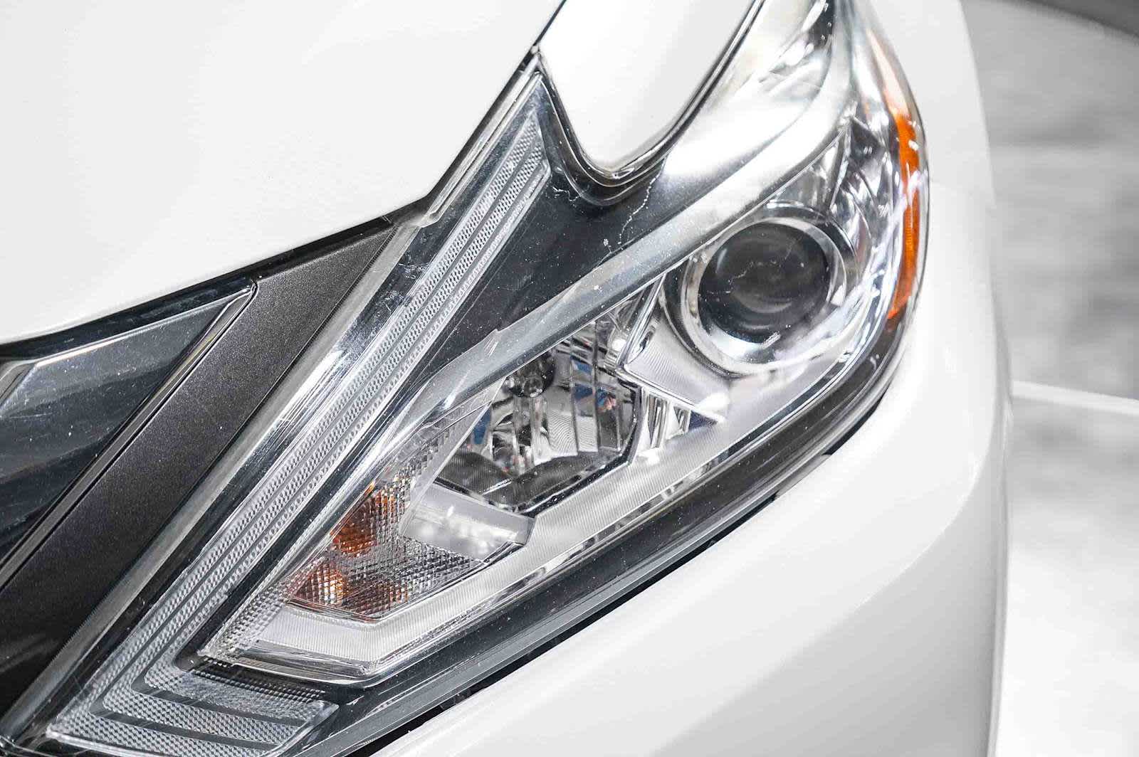 Thumbnail: 2017 Nissan Altima - 8