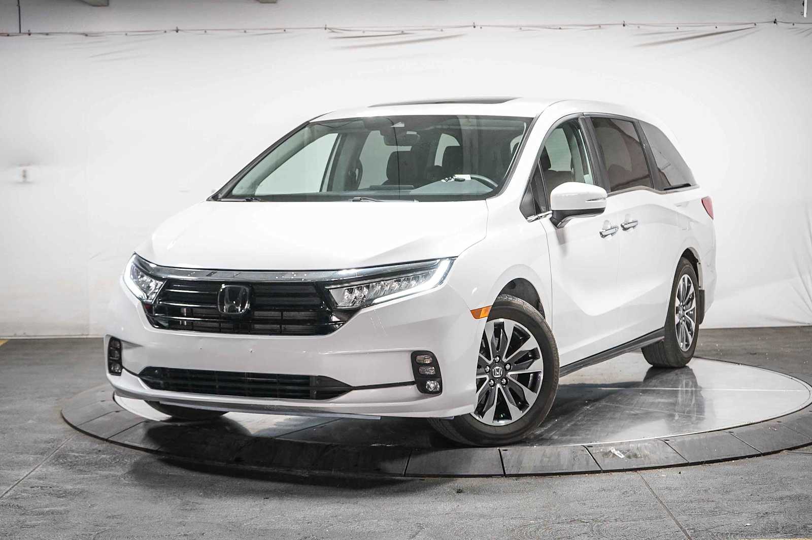 2022 Honda Odyssey EX-L's photo