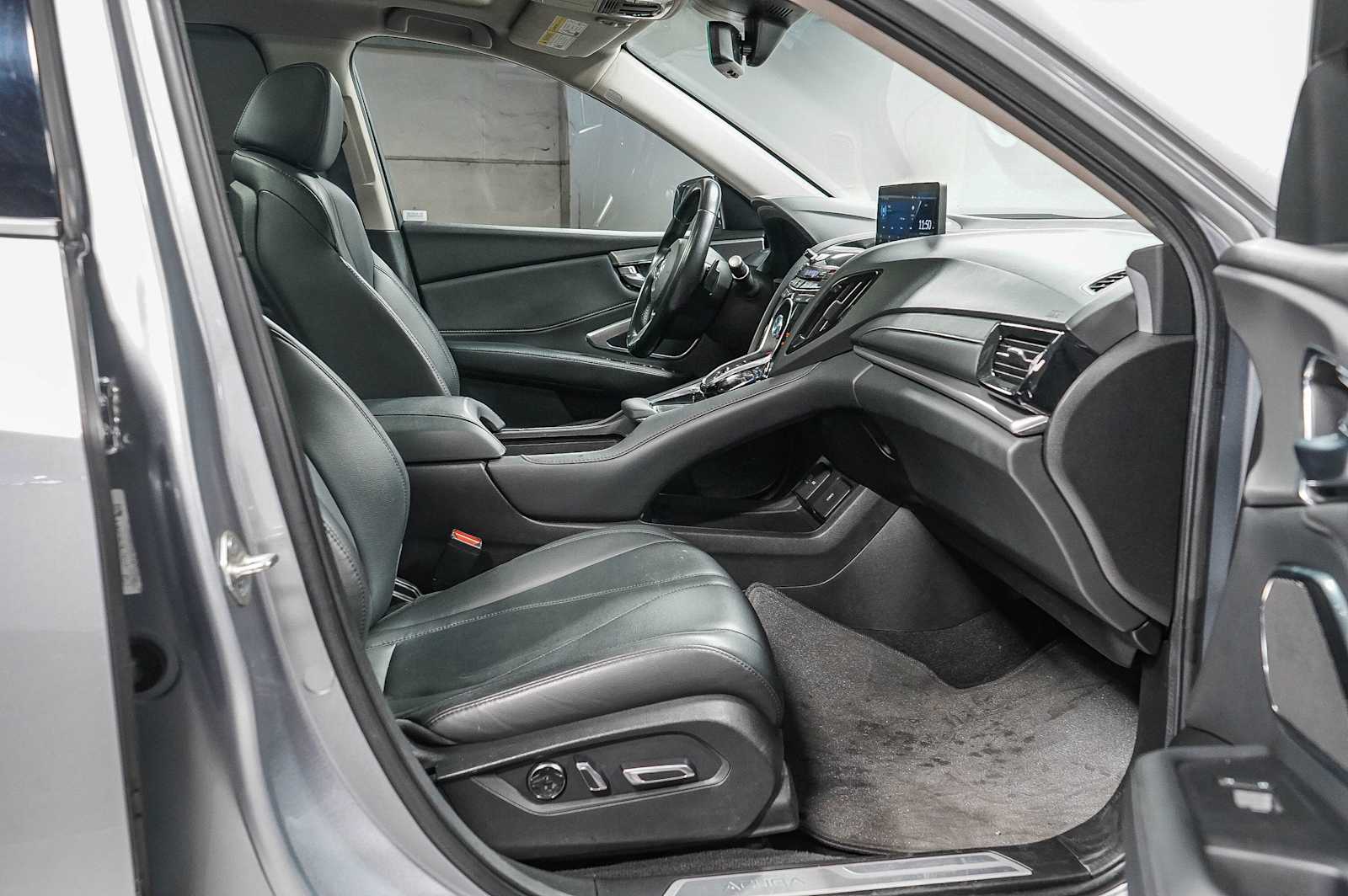 Thumbnail: 2021 Acura RDX - 19