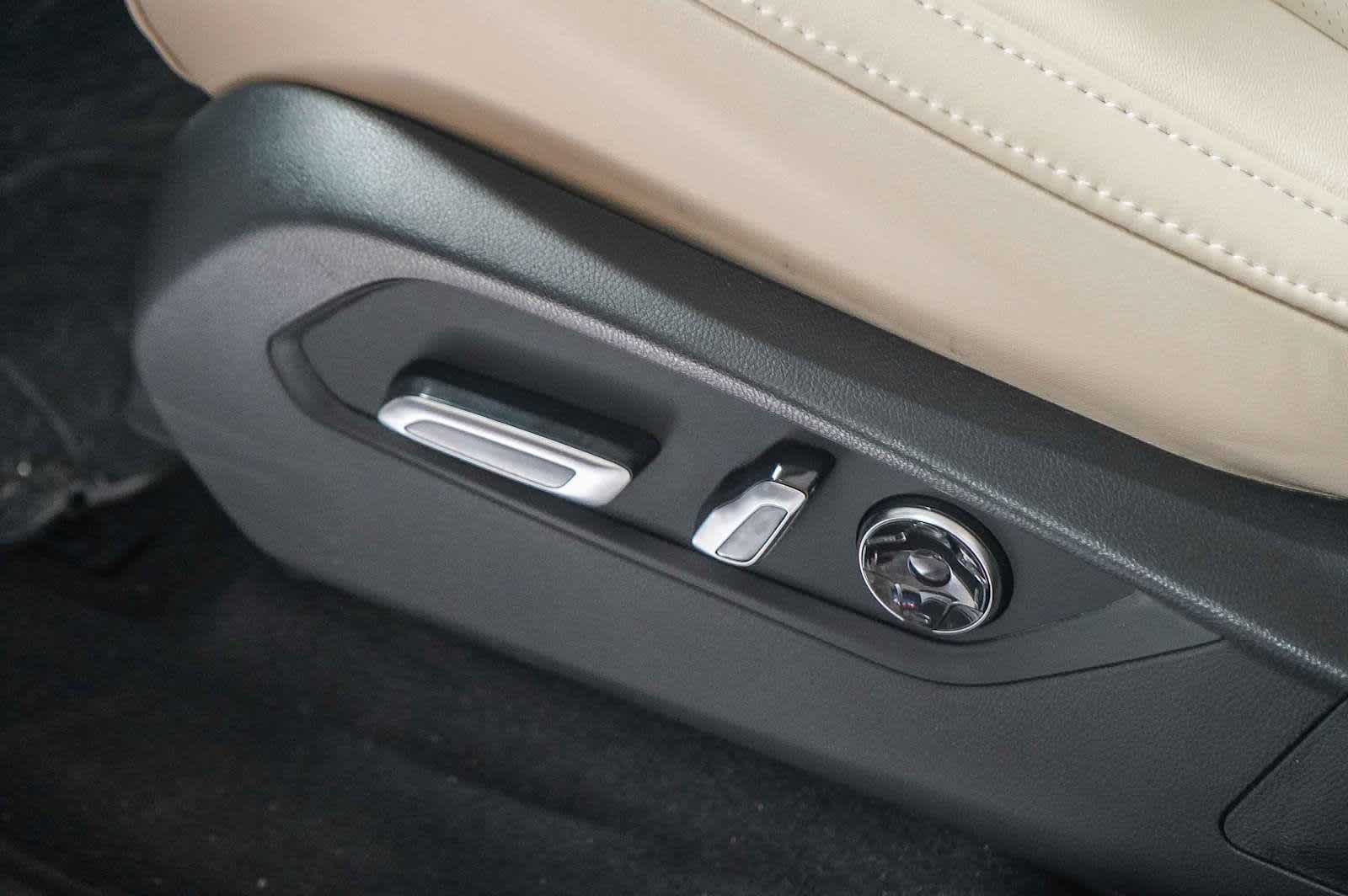 Thumbnail: 2025 Acura MDX - 23