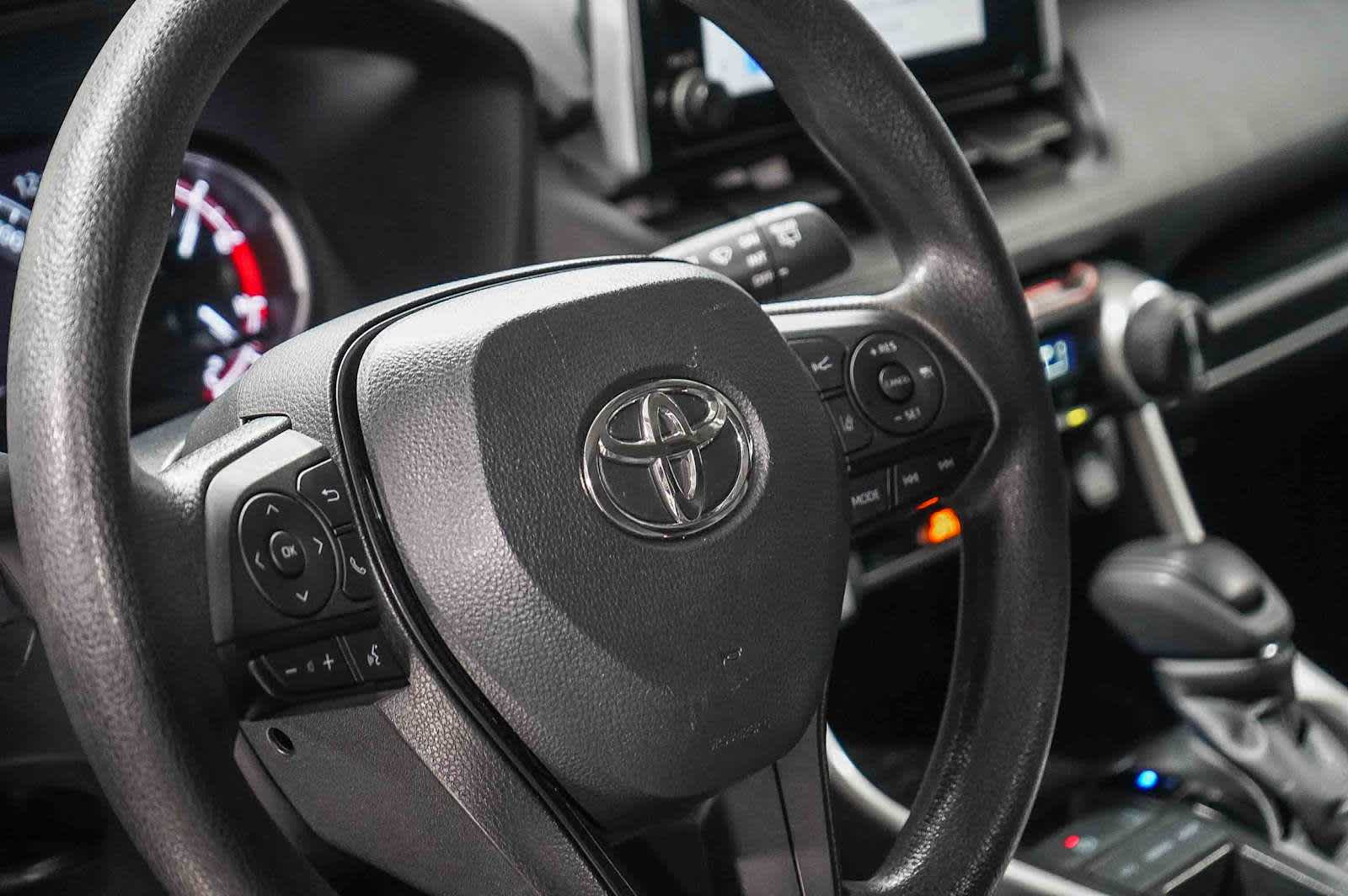 Thumbnail: 2024 Toyota RAV4 - 23