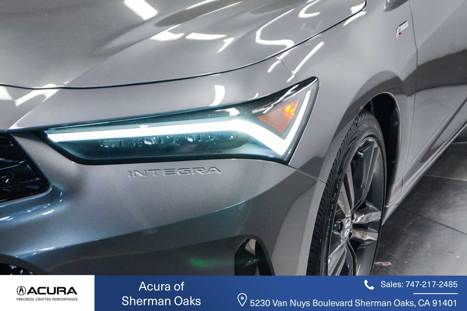Thumbnail: 2025 Acura Integra - 8