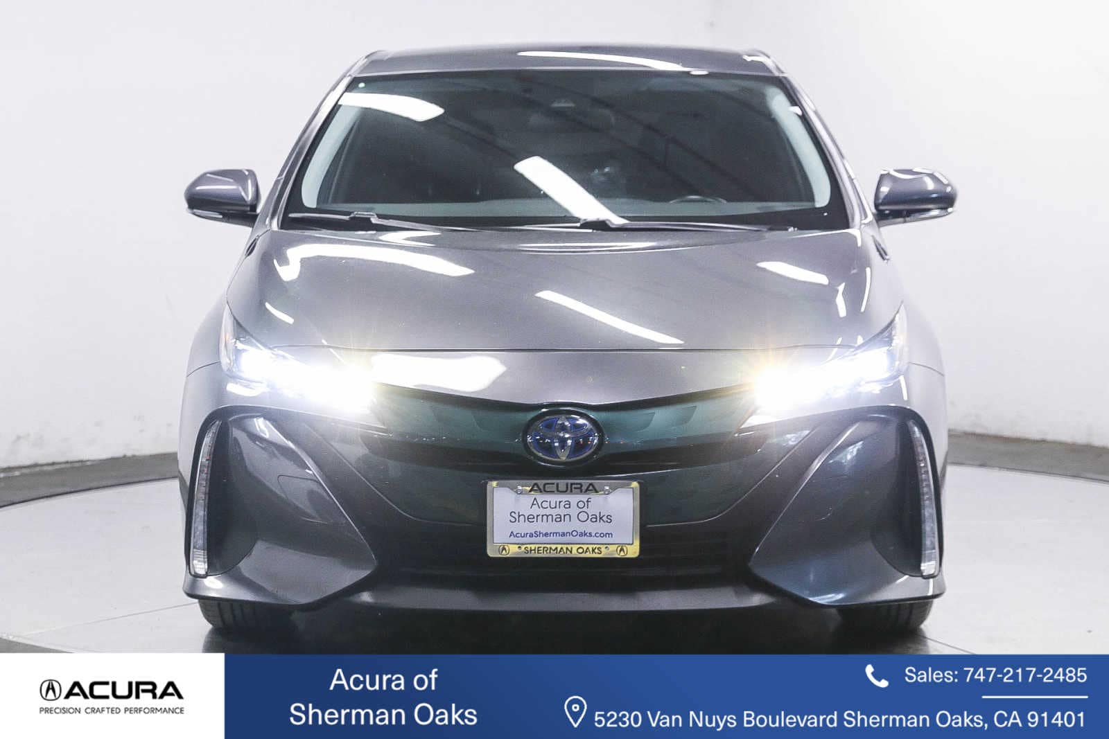 2017 Toyota Prius Prime Premium 6