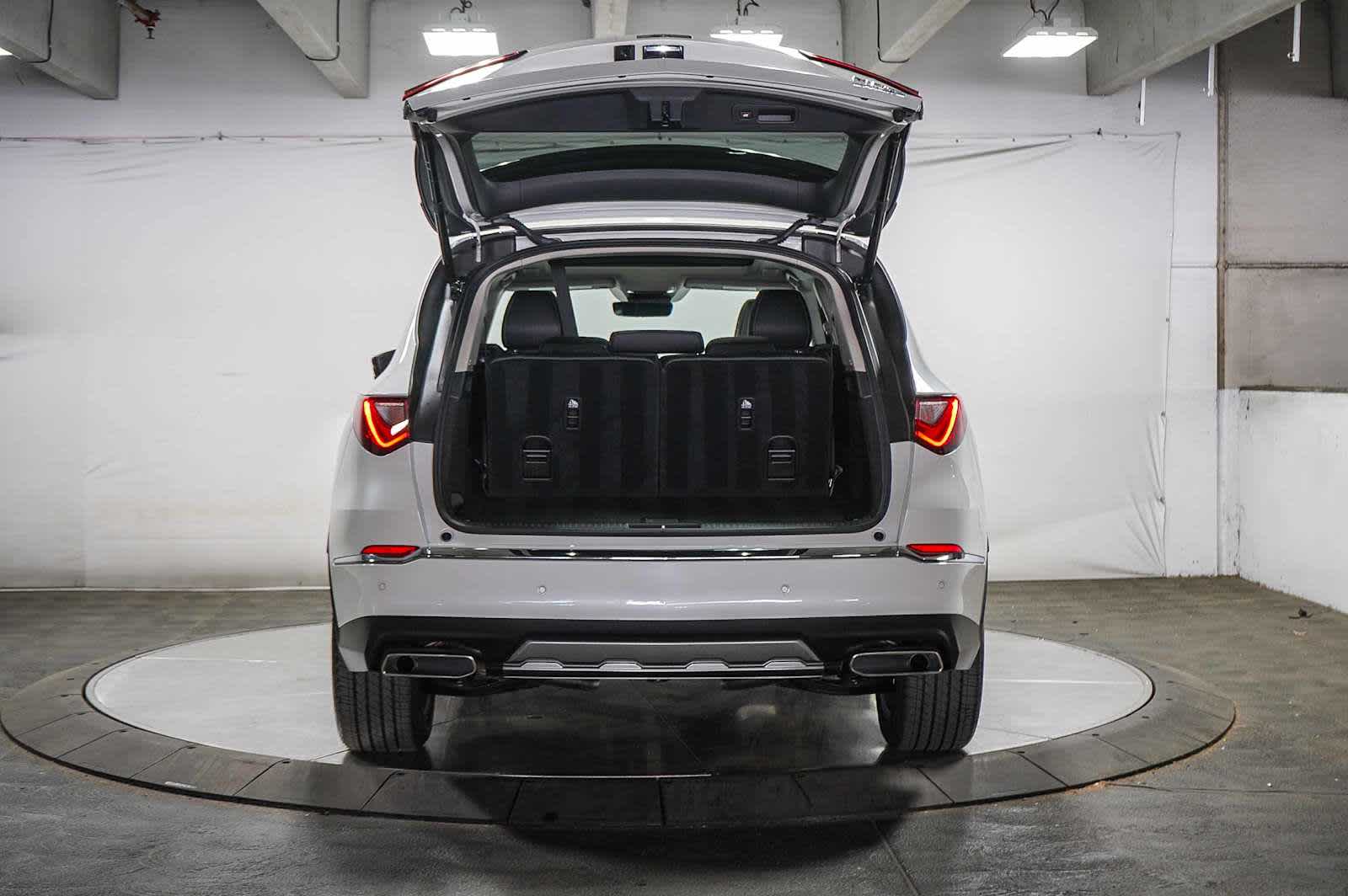 Thumbnail: 2025 Acura MDX - 28