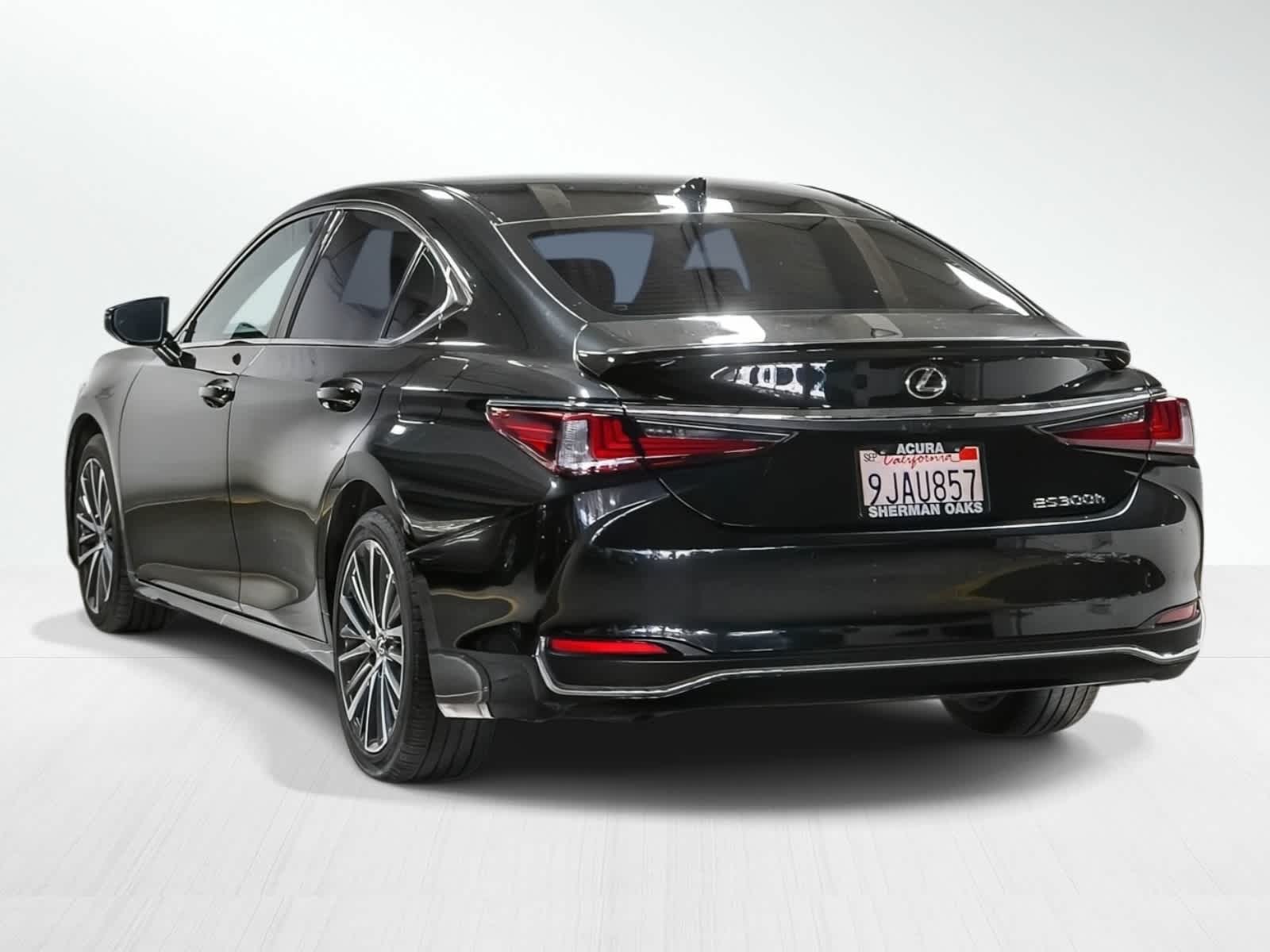 Thumbnail: 2024 Lexus ES - 2