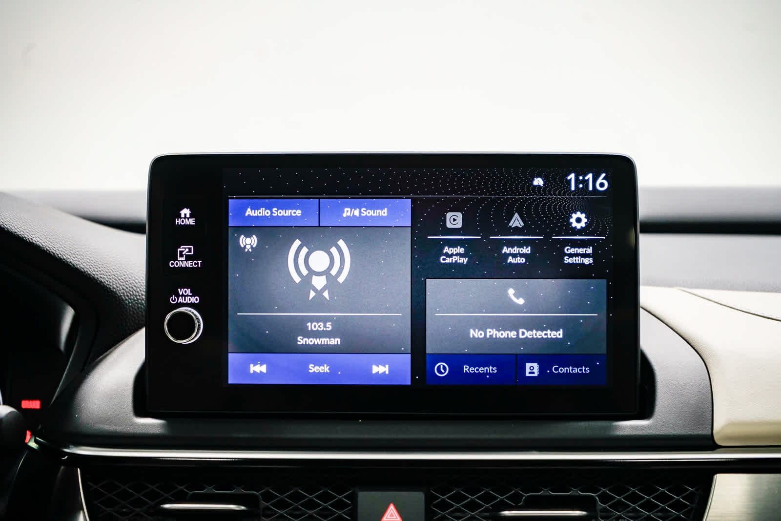 Thumbnail: 2025 Acura ADX - 16