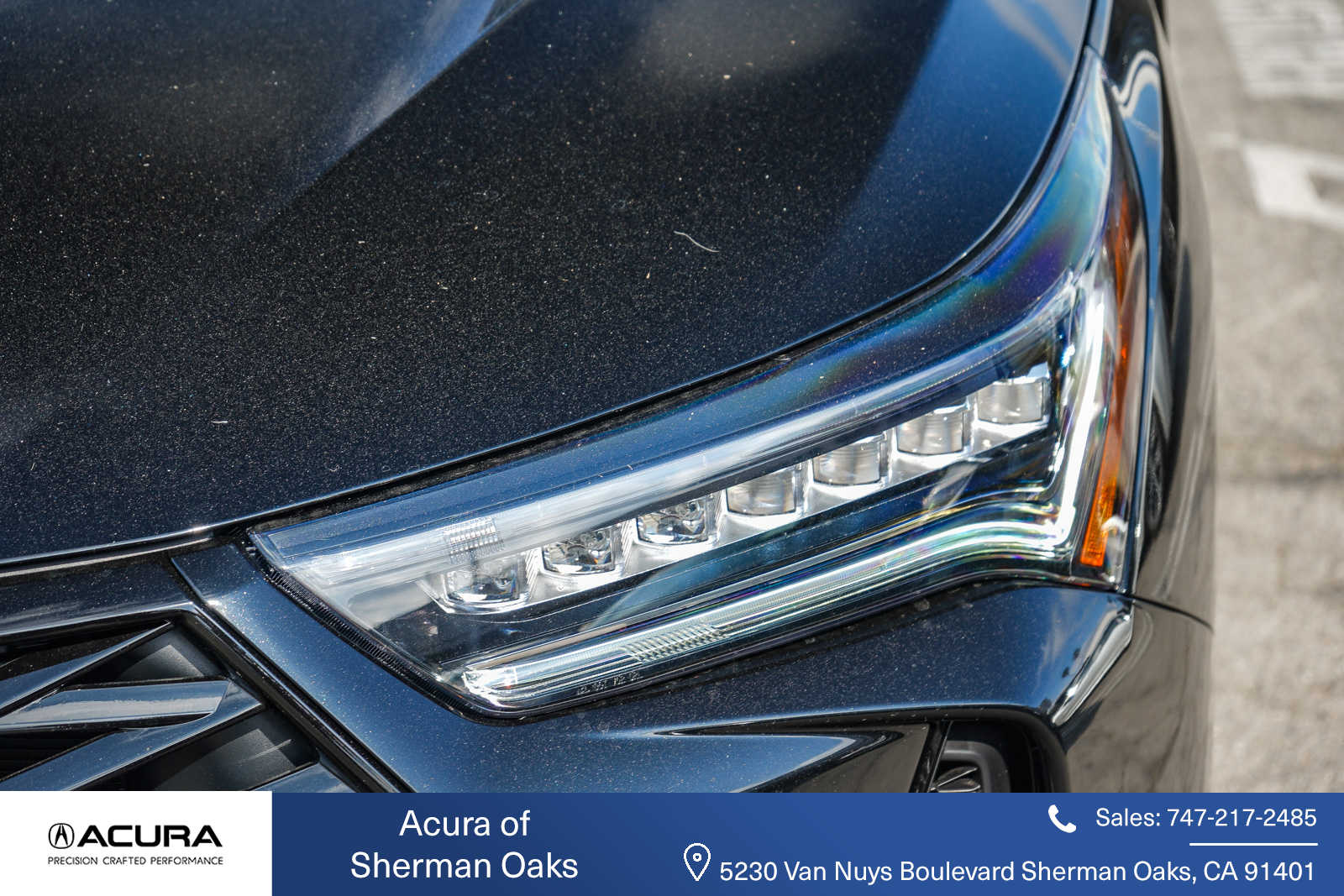 Thumbnail: 2025 Acura RDX - 9