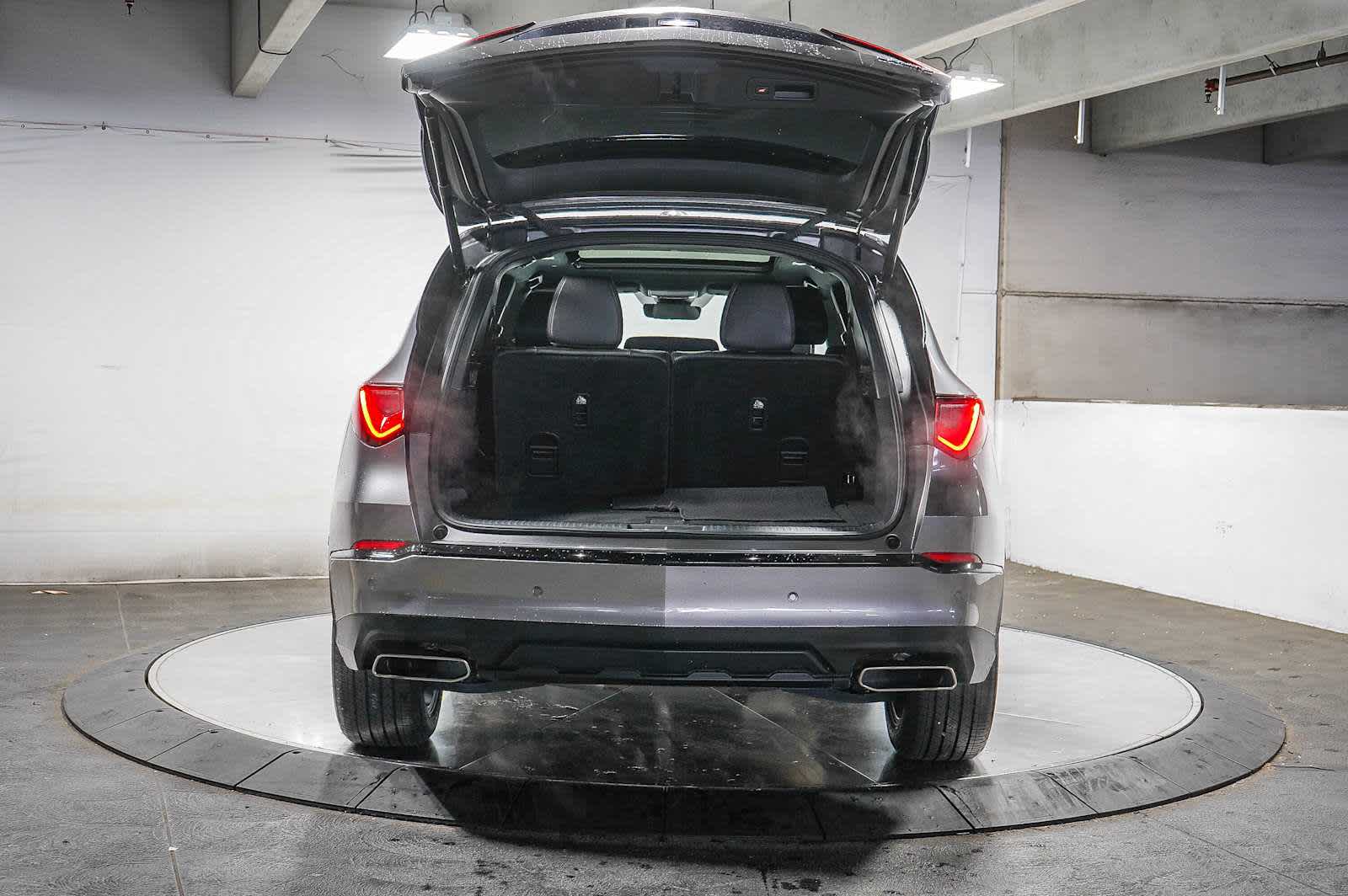 Thumbnail: 2023 Acura MDX - 30