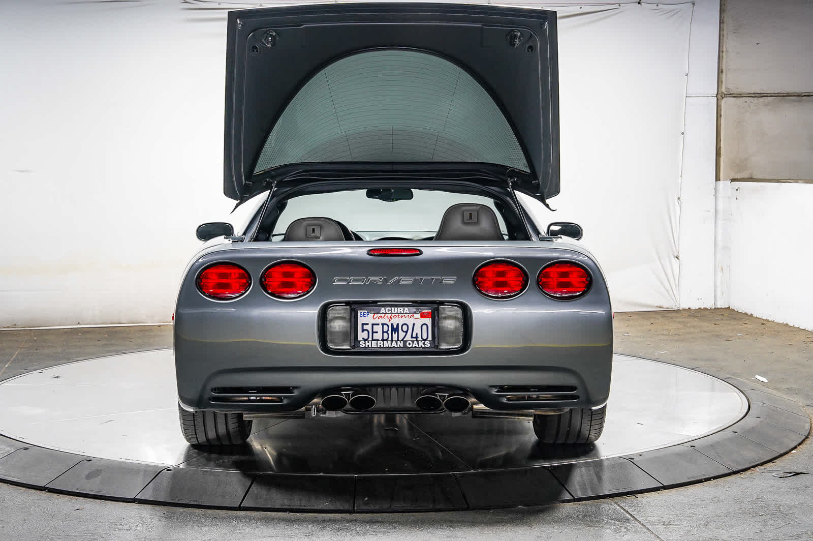 Thumbnail: 2004 Chevrolet Corvette - 26