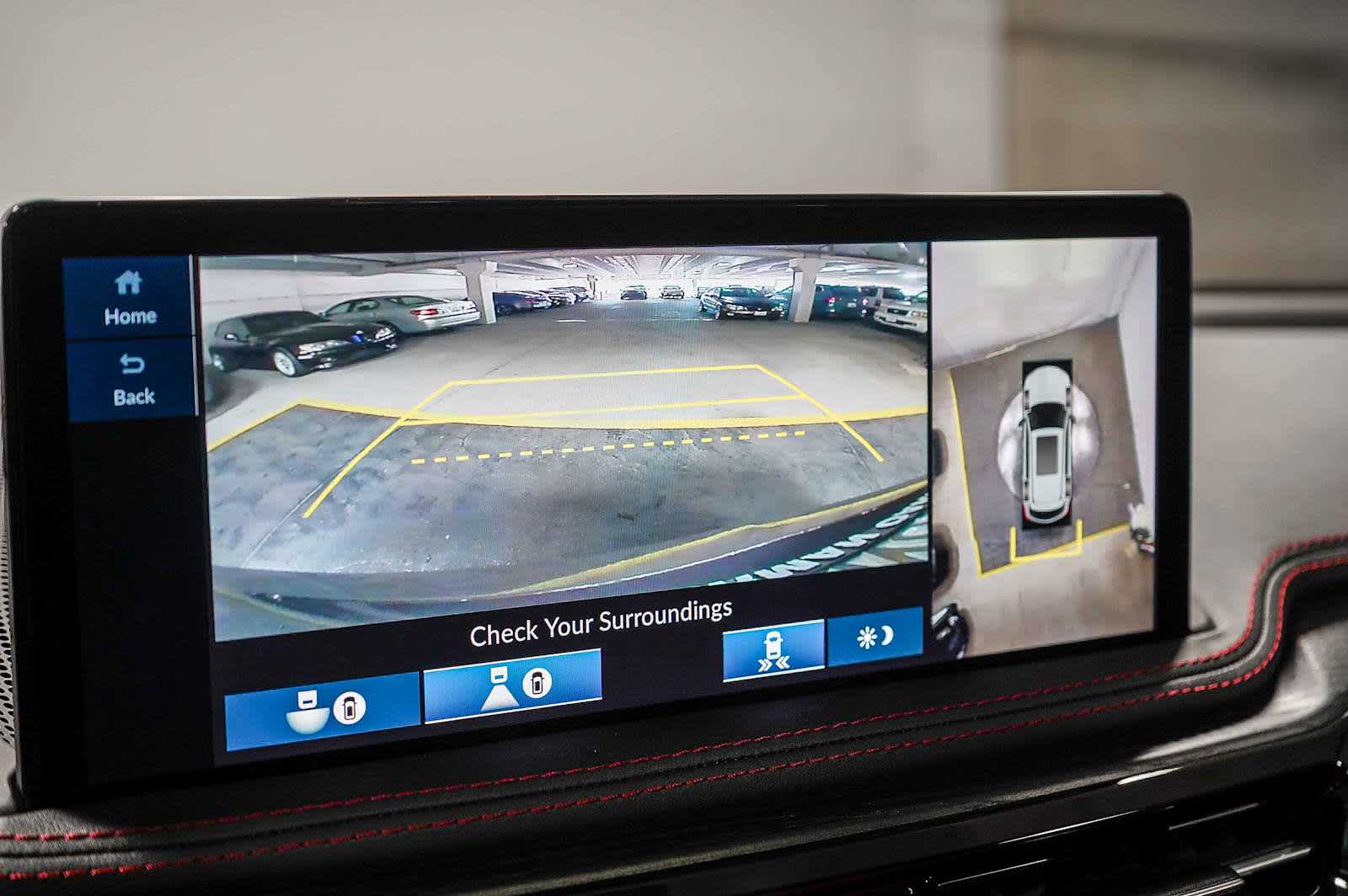 Thumbnail: 2025 Acura MDX - 29