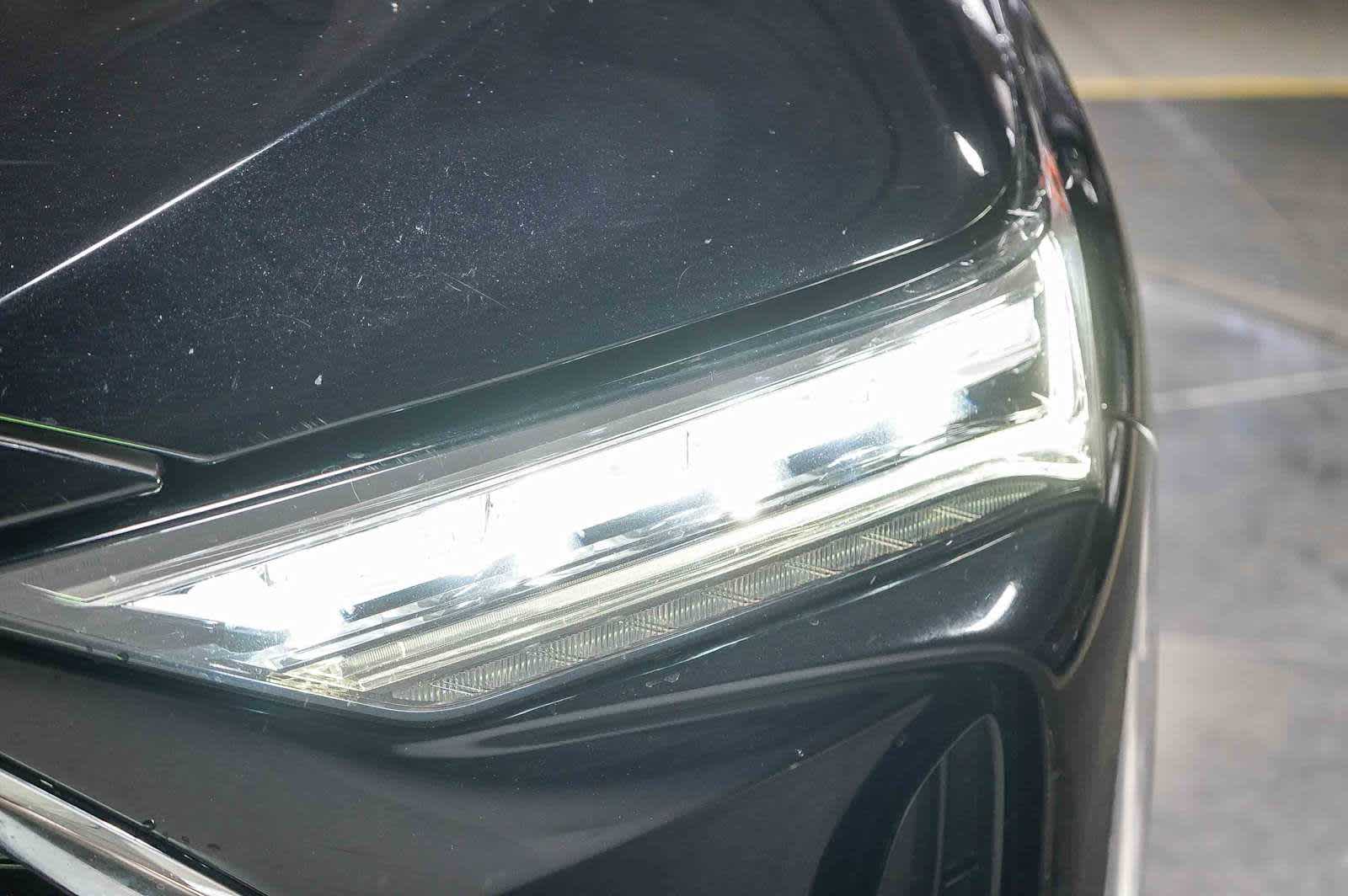 2023 Acura MDX SH-AWD Advance Package photo 3