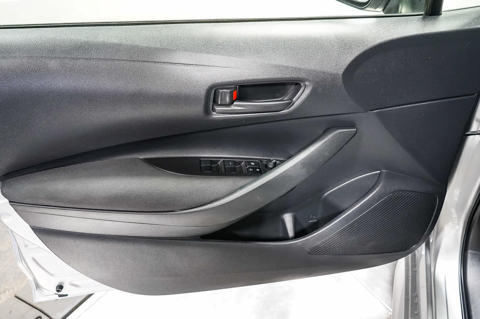 Thumbnail: 2023 Toyota Corolla - 24