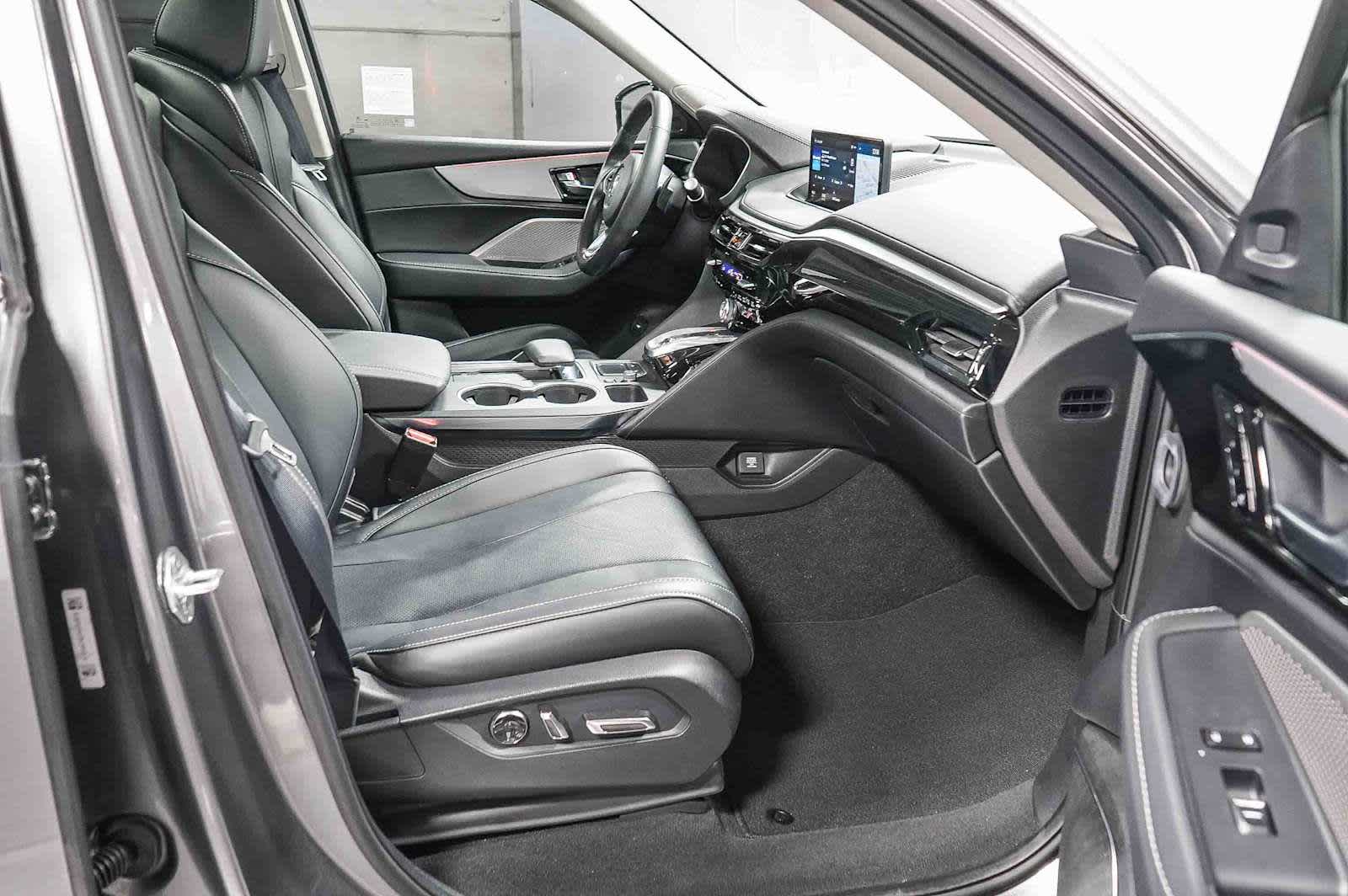 Thumbnail: 2024 Acura MDX - 19