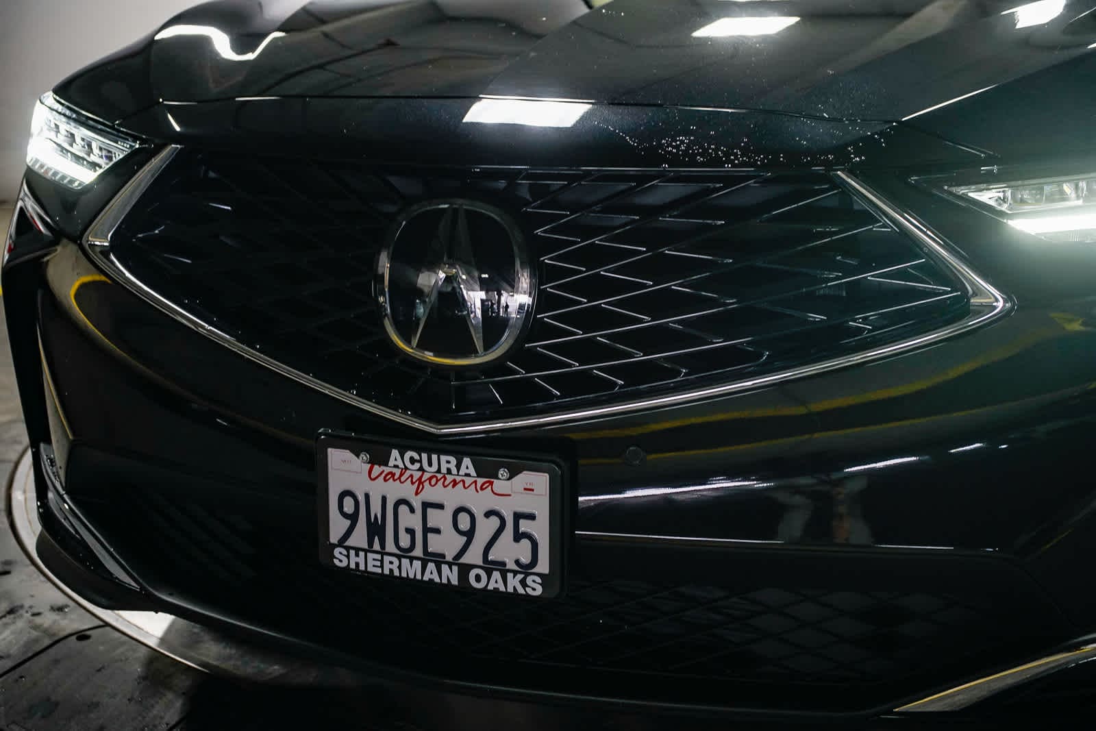 Thumbnail: 2025 Acura MDX - 9