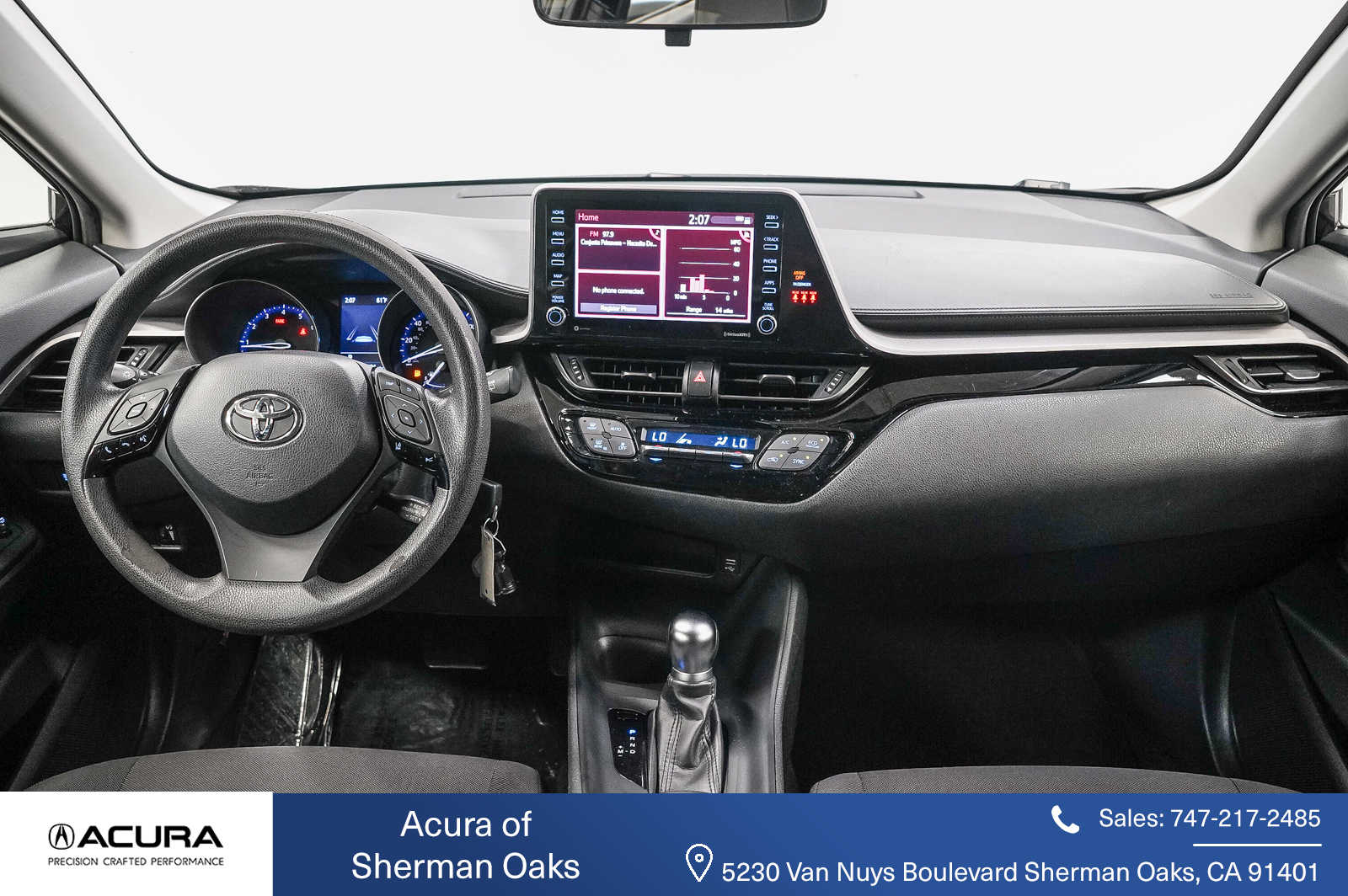 2020 Toyota C-HR LE 12