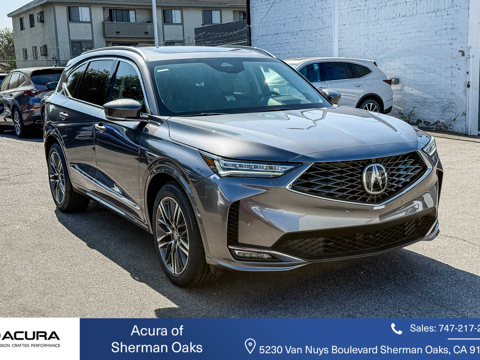 2026 Acura MDX SH-AWD Advance photo 3