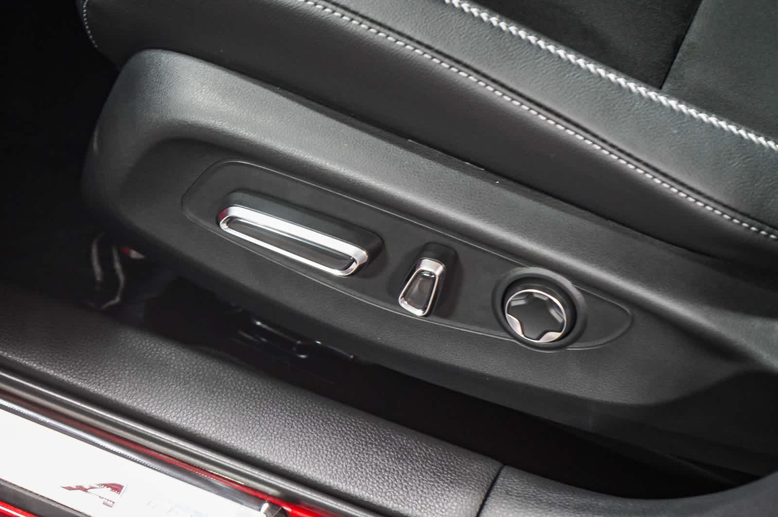 Thumbnail: 2025 Acura Integra - 23