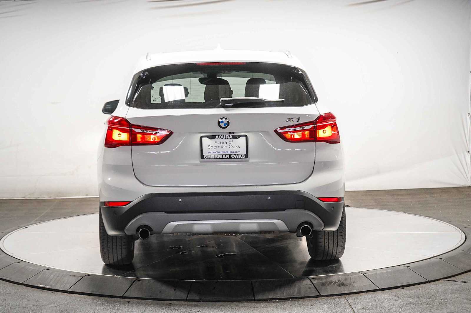 Thumbnail: 2017 BMW X1 - 3