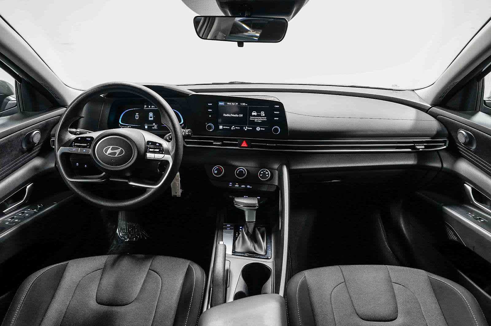 Thumbnail: 2025 Hyundai Elantra - 14
