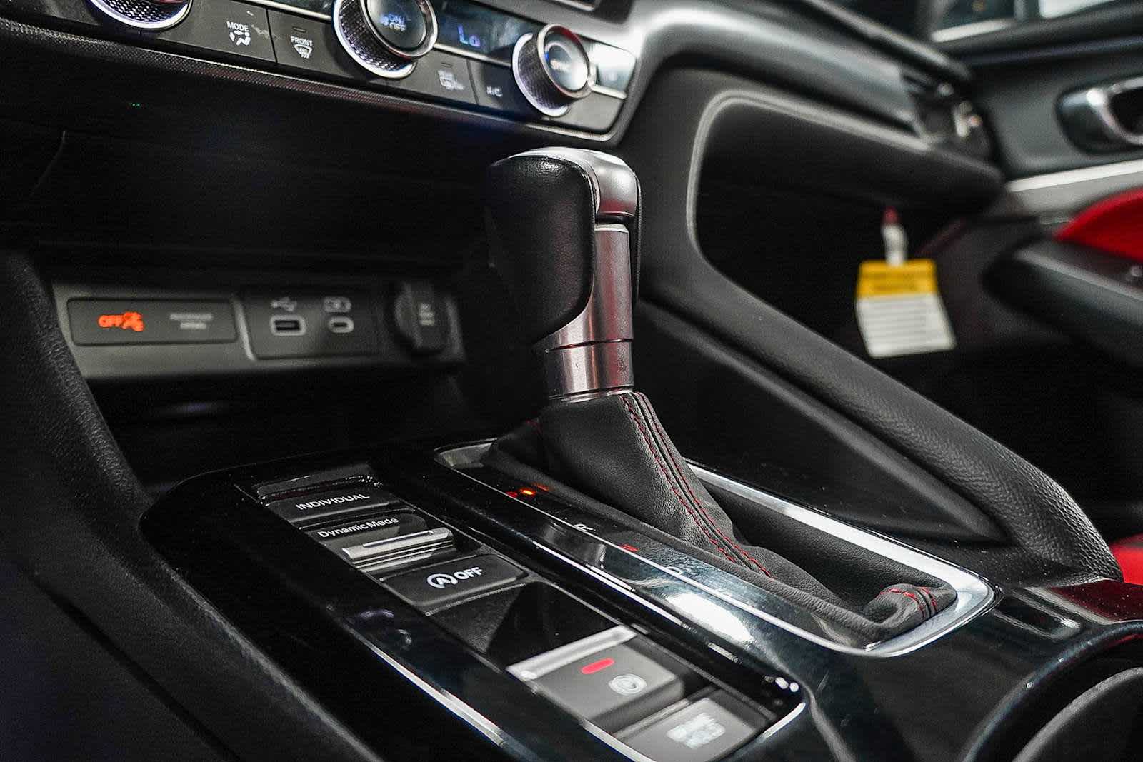 Thumbnail: 2024 Acura Integra - 28