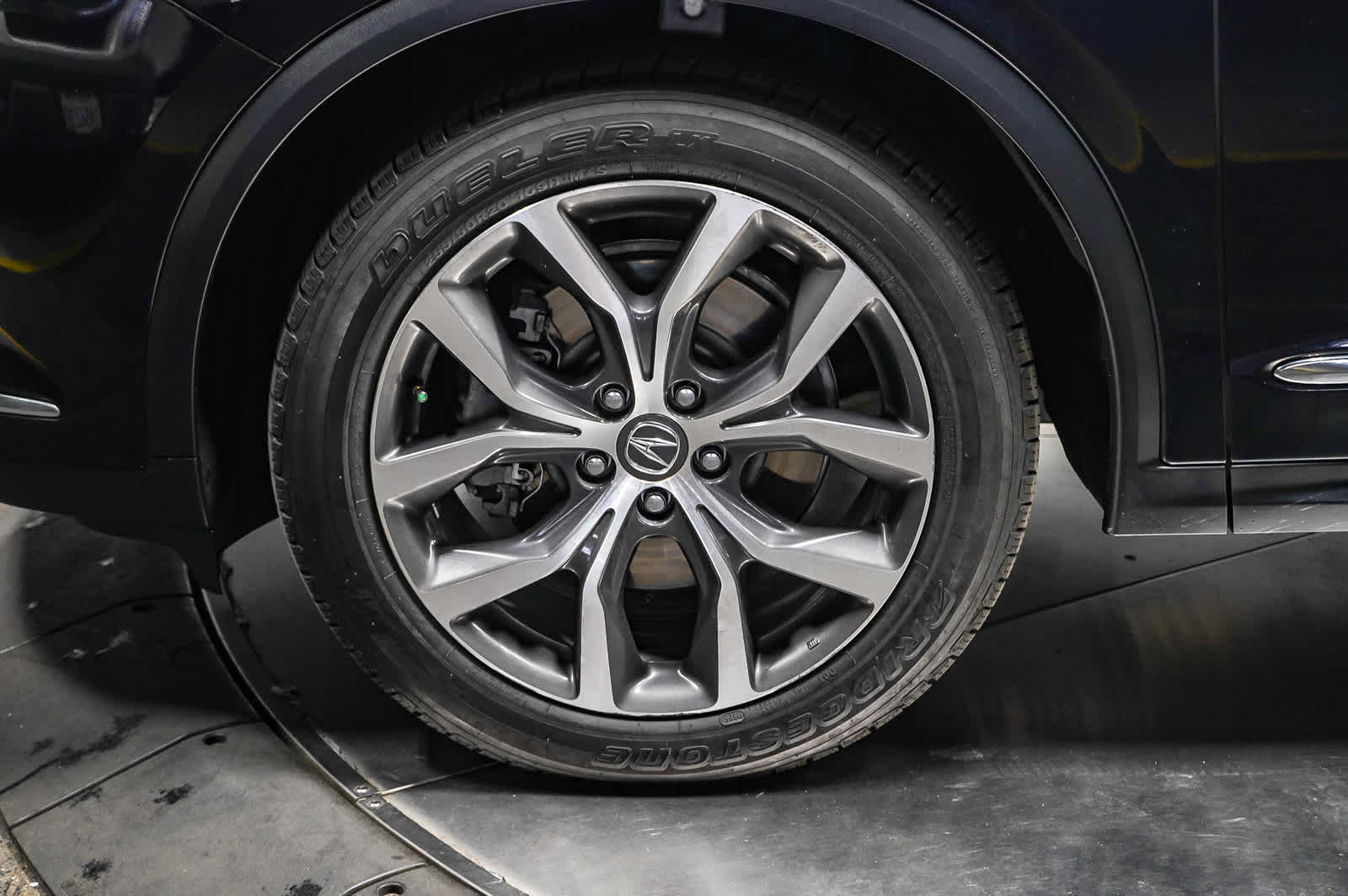 Thumbnail: 2023 Acura MDX - 9