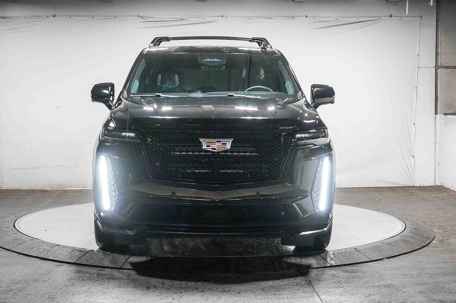 Thumbnail: 2024 Cadillac Escalade - 6