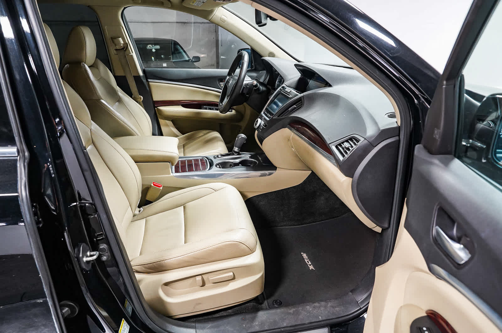 Thumbnail: 2014 Acura MDX - 19