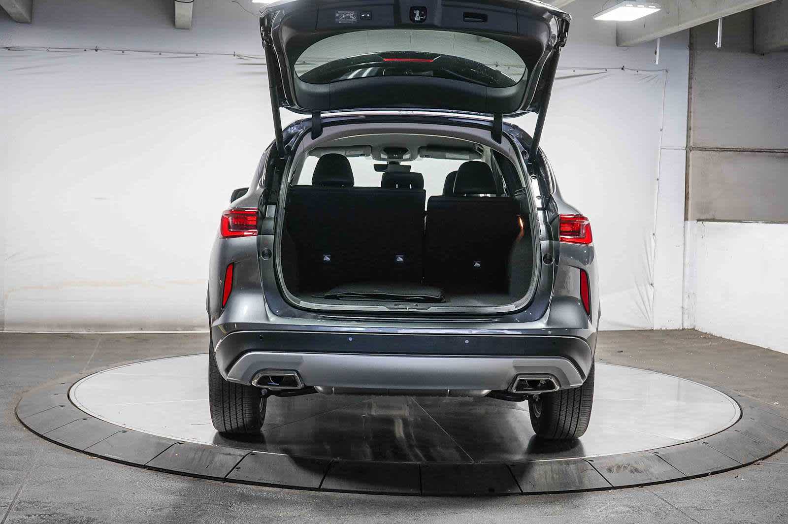 Thumbnail: 2025 INFINITI QX50 - 29