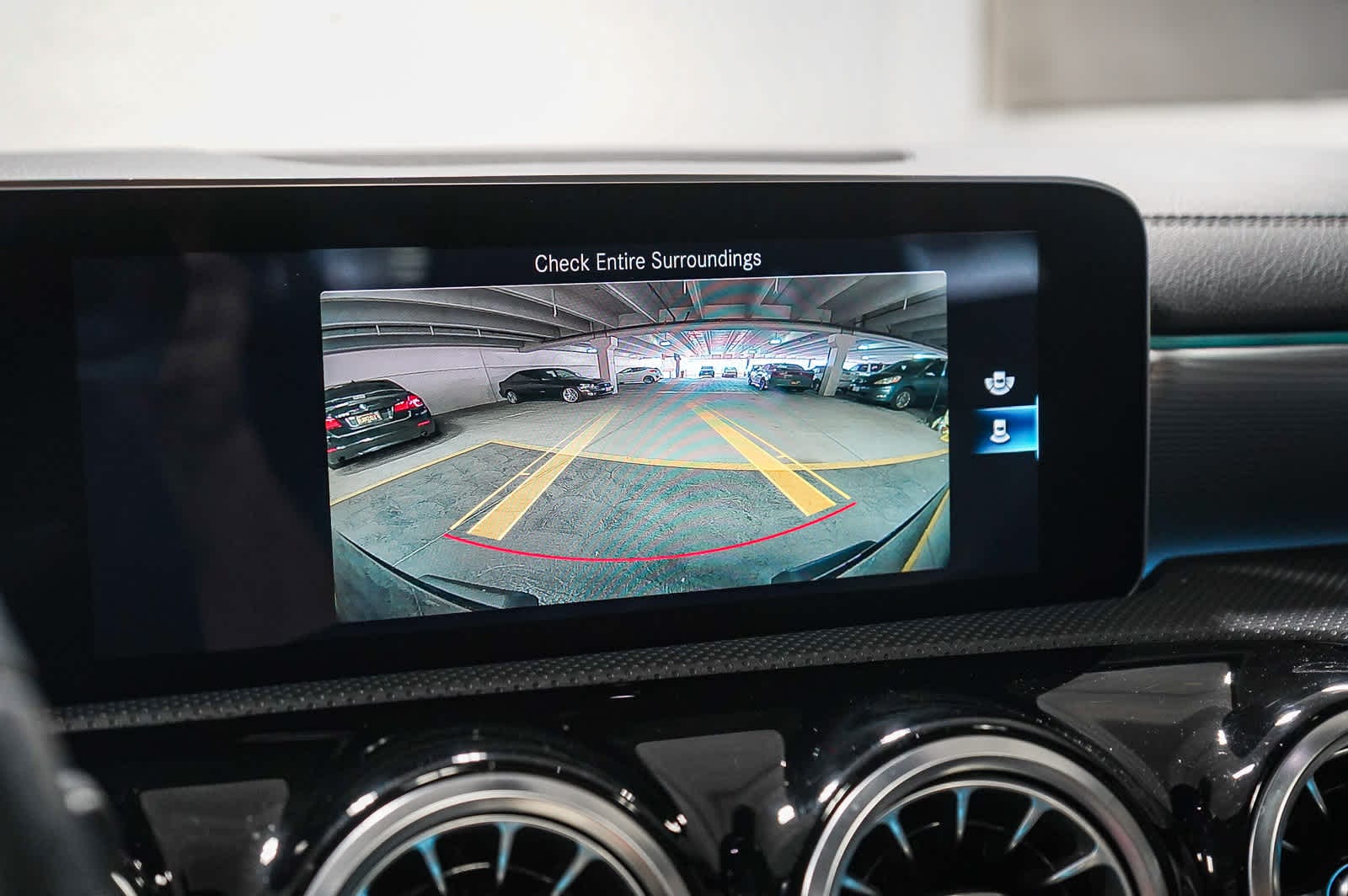 Thumbnail: 2020 Mercedes-Benz CLA - 29