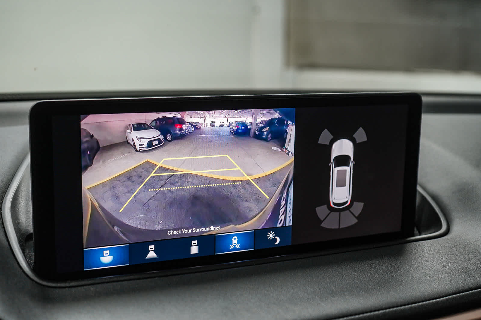 Thumbnail: 2022 Acura MDX - 29