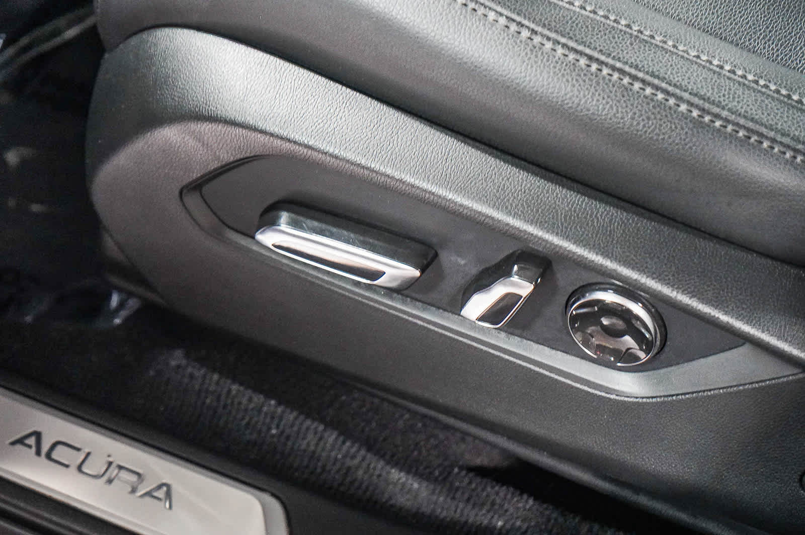 Thumbnail: 2023 Acura RDX - 26