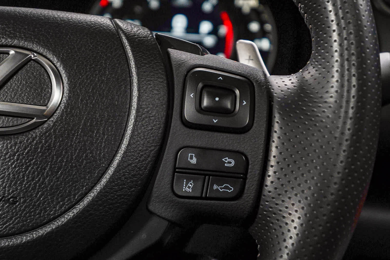 Thumbnail: 2025 Lexus IS - 19