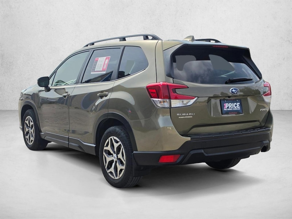 Used 2023 Subaru Forester Premium SUV