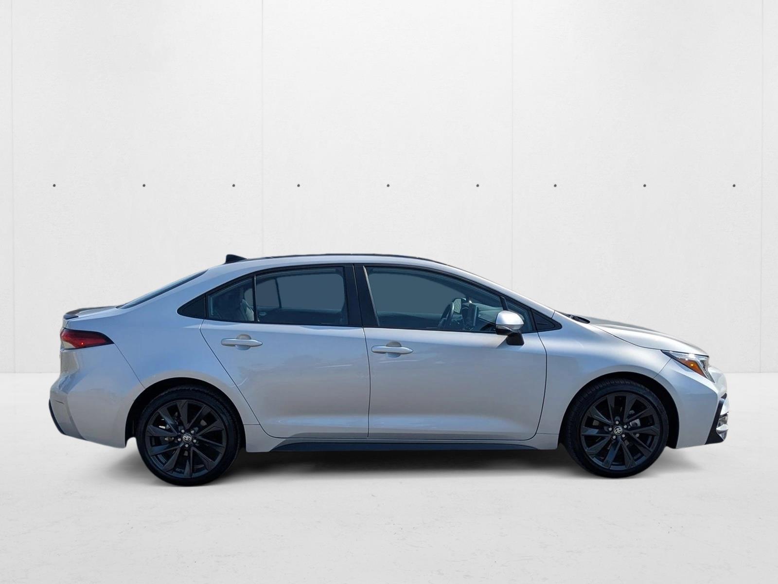 2024 Toyota Corolla XSE photo 4