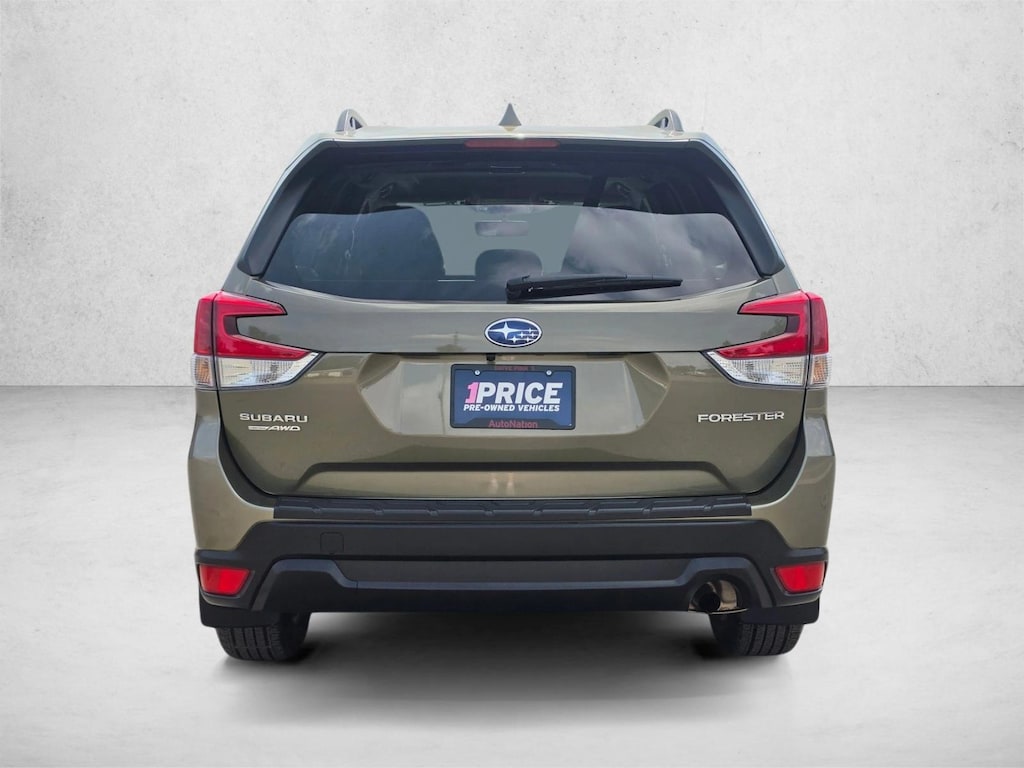 Used 2023 Subaru Forester Premium SUV
